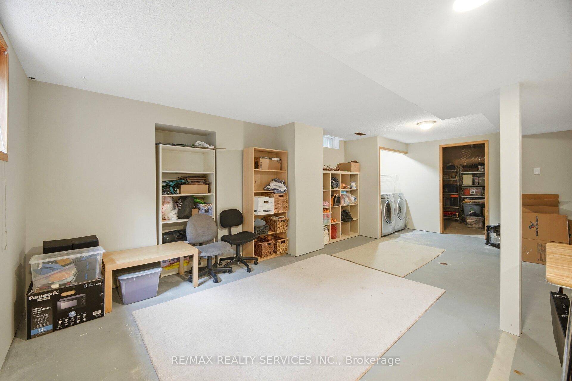 Photo 34 of 38 Furrows End, Brampton, Heart Lake West — HOMEH