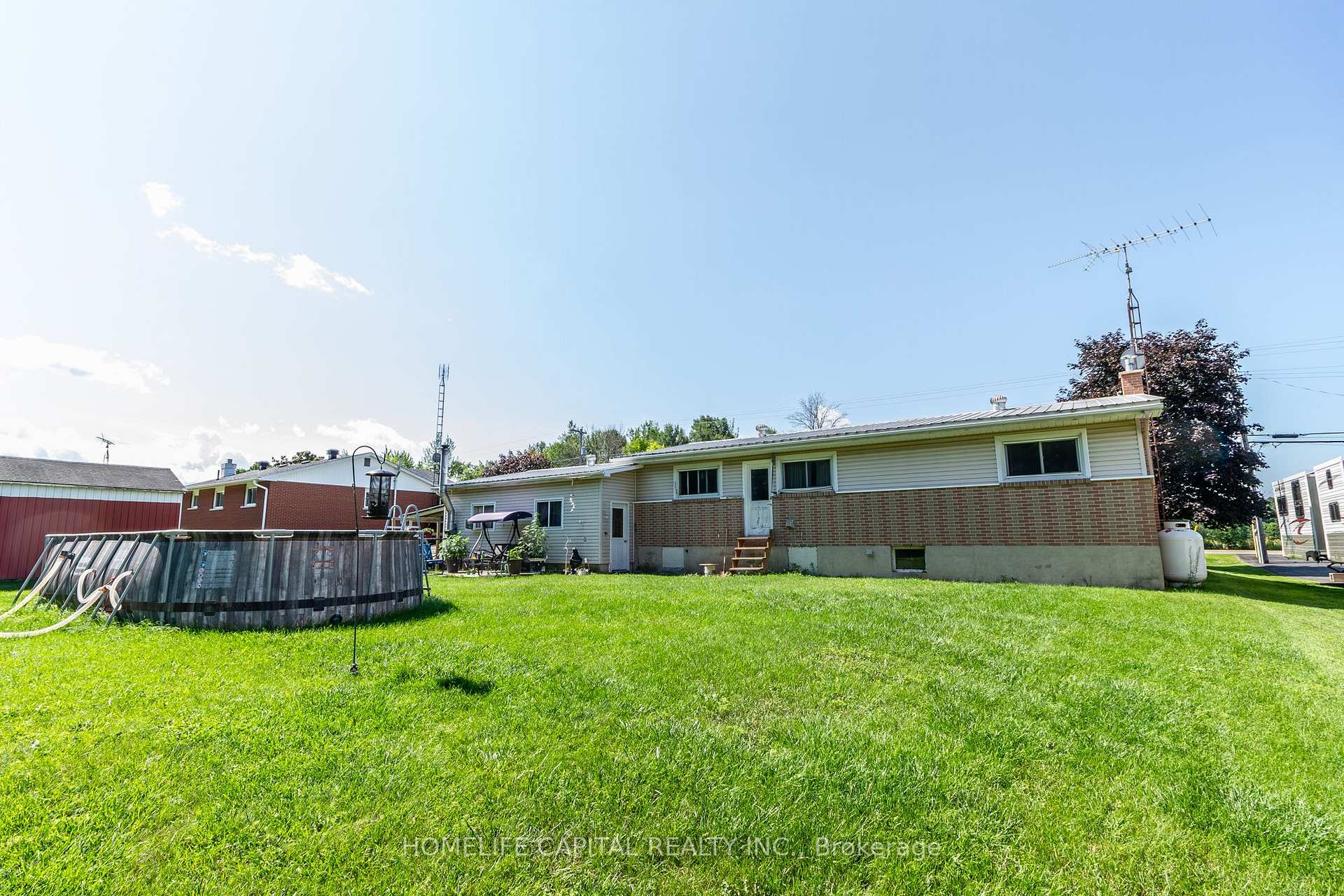 Photo 10 of 8425 County Rd 15, Augusta, Augusta Twp — HOMEH