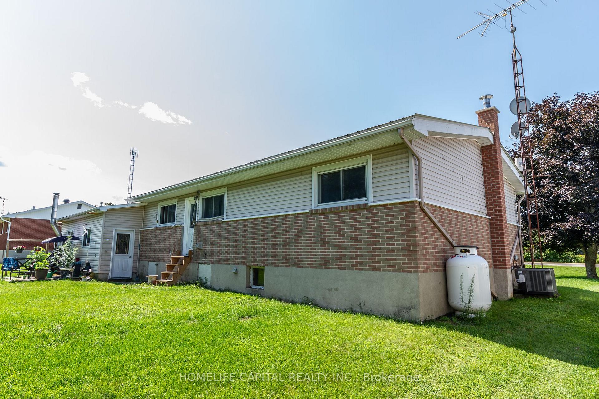 Photo 11 of 8425 County Rd 15, Augusta, Augusta Twp — HOMEH