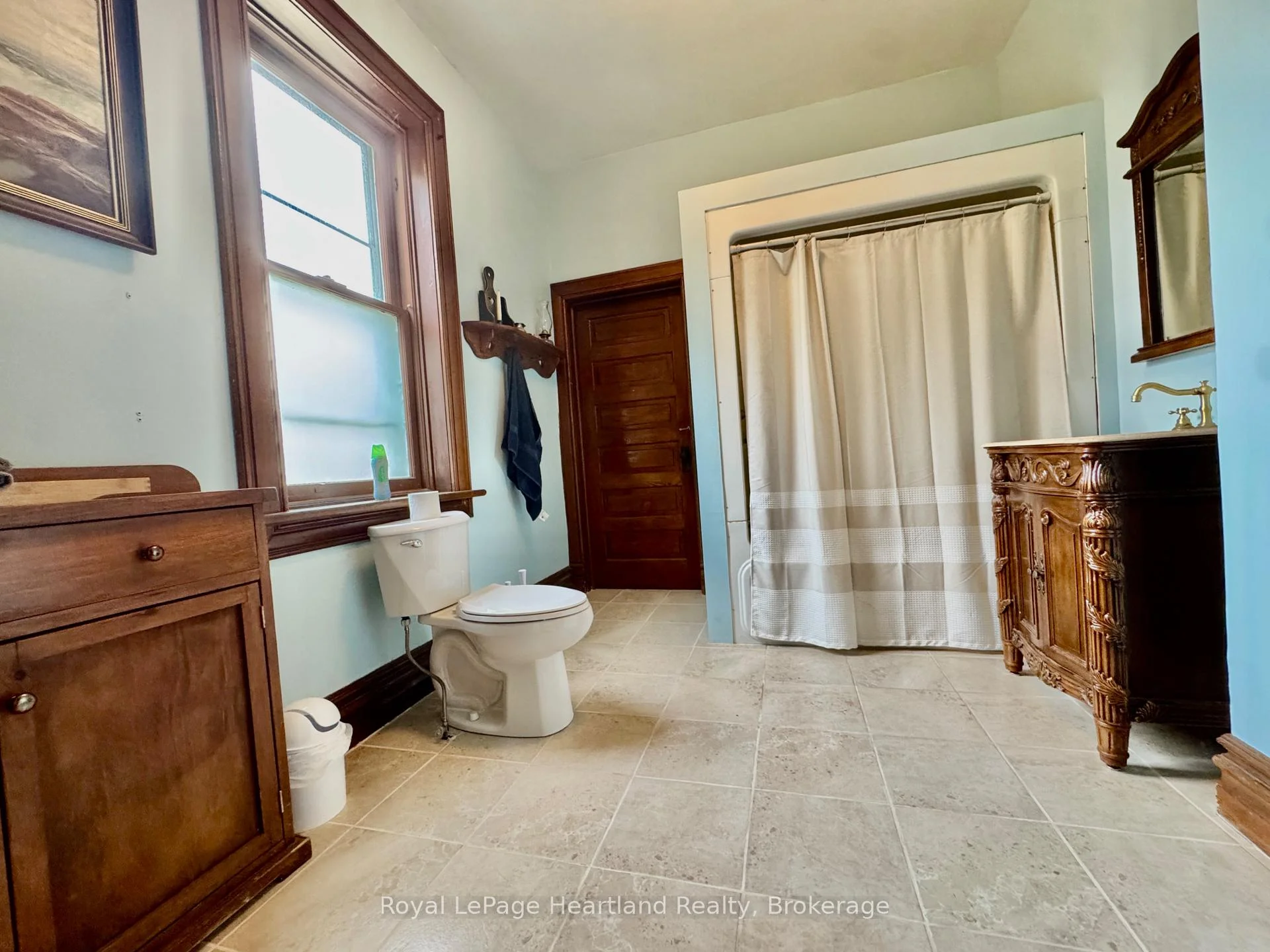 Photo 31 of 3080 Patrick Street, Howick — HOMEH