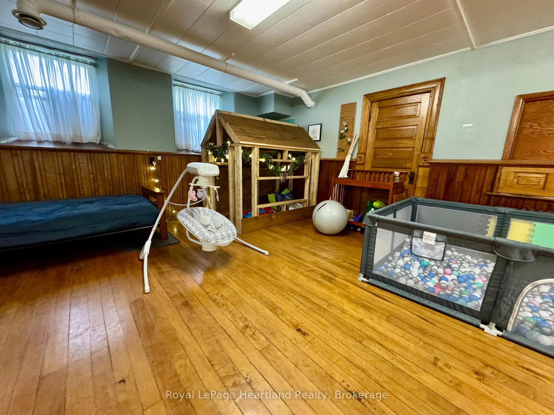 Photo 37 of 3080 Patrick Street, Howick — HOMEH