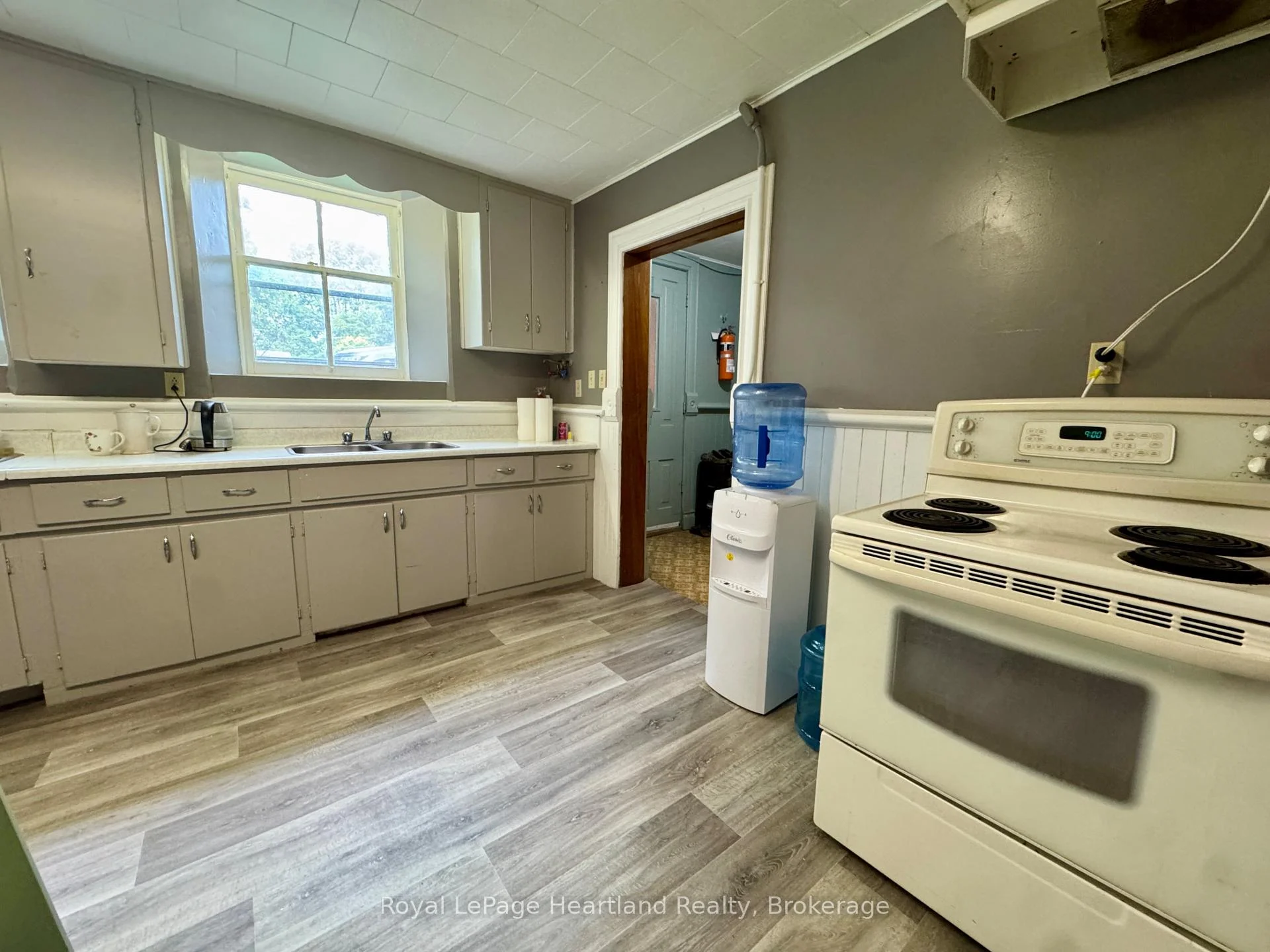 Photo 47 of 3080 Patrick Street, Howick — HOMEH