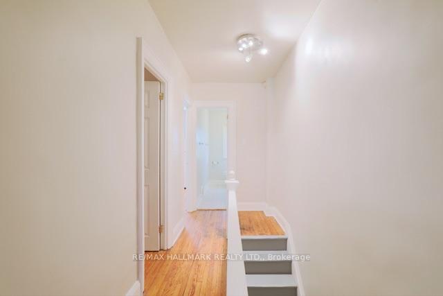 Photo 4 of Unit Upper, 1481 Queen Street E, Toronto, Greenwood-Coxwell — HOMEH