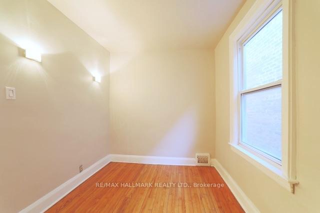 Photo 17 of Unit Upper, 1481 Queen Street E, Toronto, Greenwood-Coxwell — HOMEH