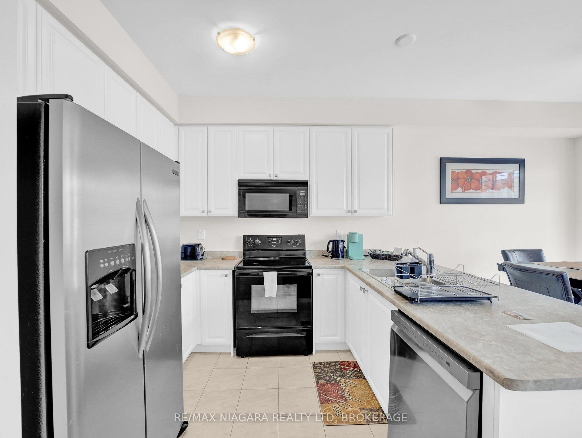 Photo 14 of 309 Vanilla Trail, Thorold, Rolling Meadows — HOMEH