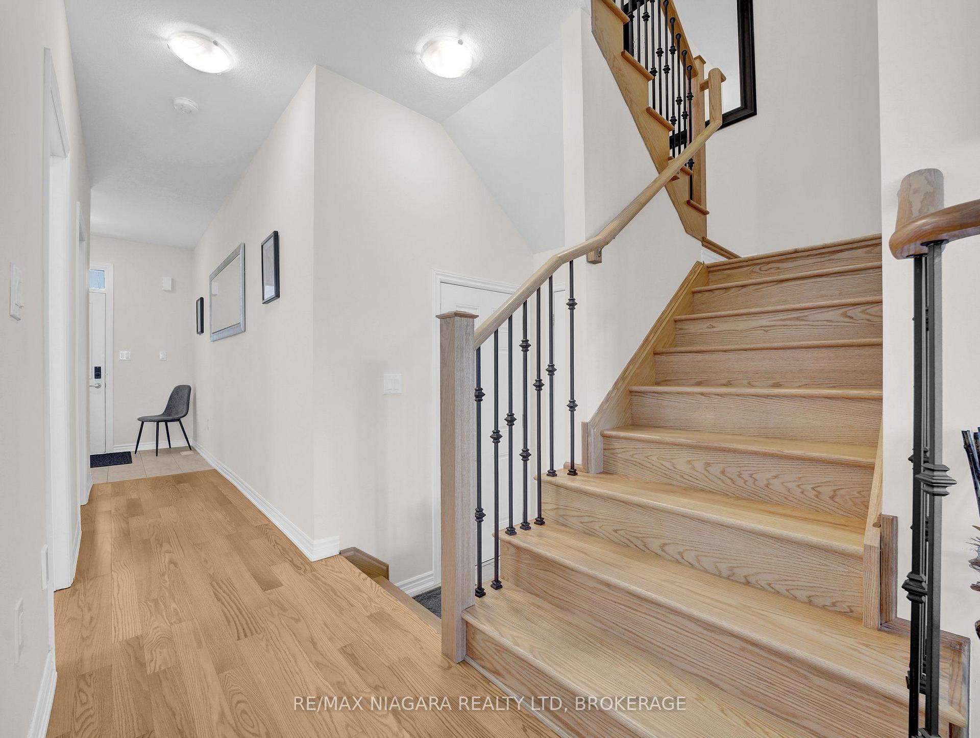 Photo 18 of 309 Vanilla Trail, Thorold, Rolling Meadows — HOMEH