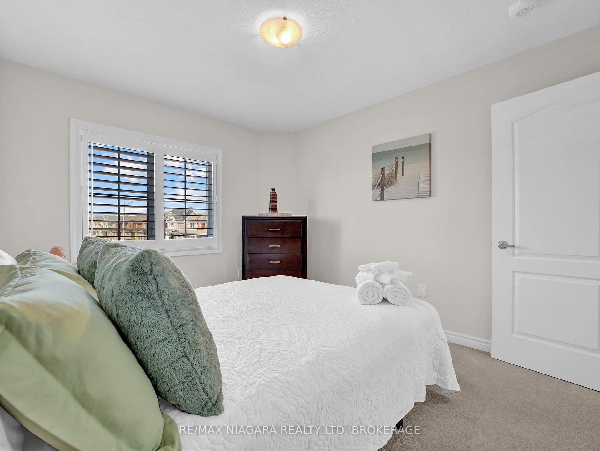 Photo 27 of 309 Vanilla Trail, Thorold, Rolling Meadows — HOMEH