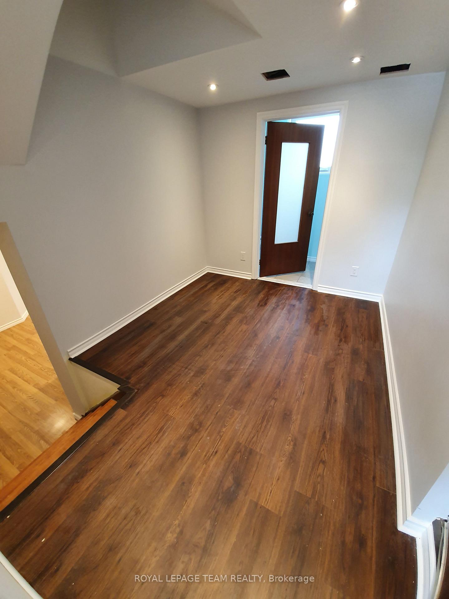 Photo 16 of Unit UPSTRS, 1015 Pinecrest Road, Ottawa, Queensway Terrace North — HOMEH