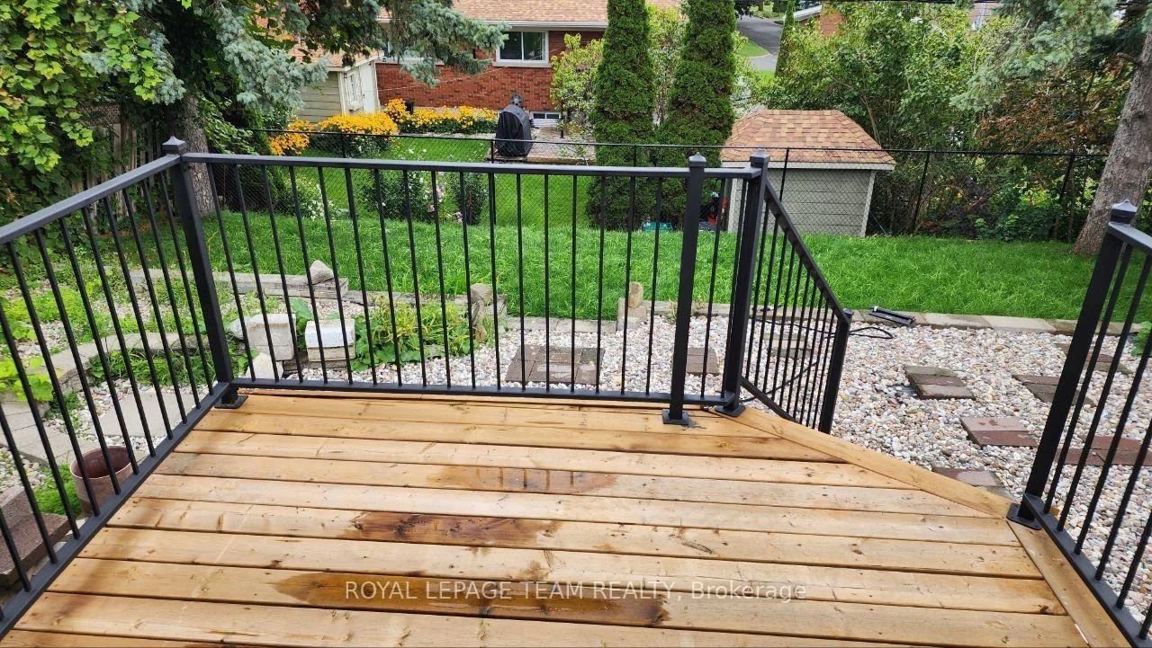 Photo 22 of Unit UPSTRS, 1015 Pinecrest Road, Ottawa, Queensway Terrace North — HOMEH