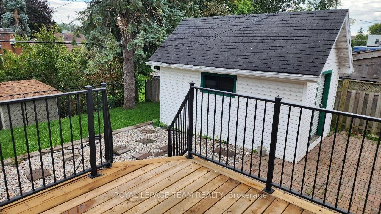 Photo 27 of Unit UPSTRS, 1015 Pinecrest Road, Ottawa, Queensway Terrace North — HOMEH