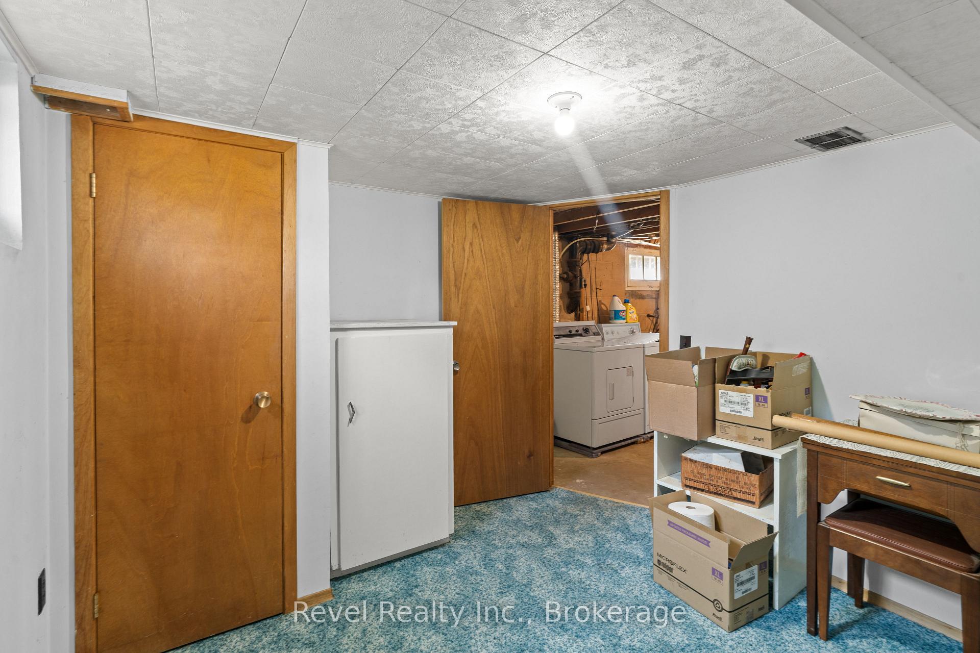 Photo 26 of 51 Cobbledick Street, Clarington, Orono — HOMEH