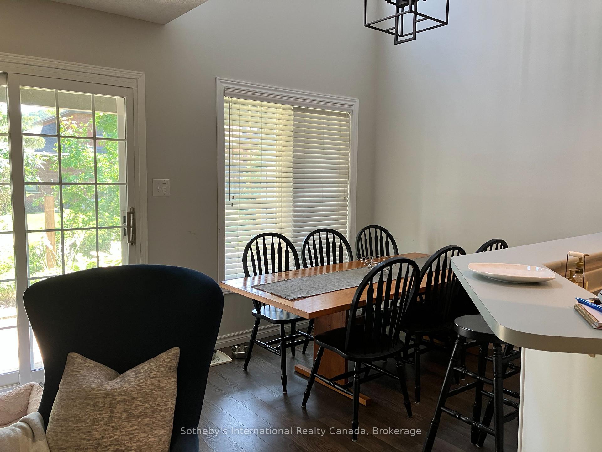 Photo 5 of Unit 17, 146 Settlers Way, Blue Mountains — HOMEH