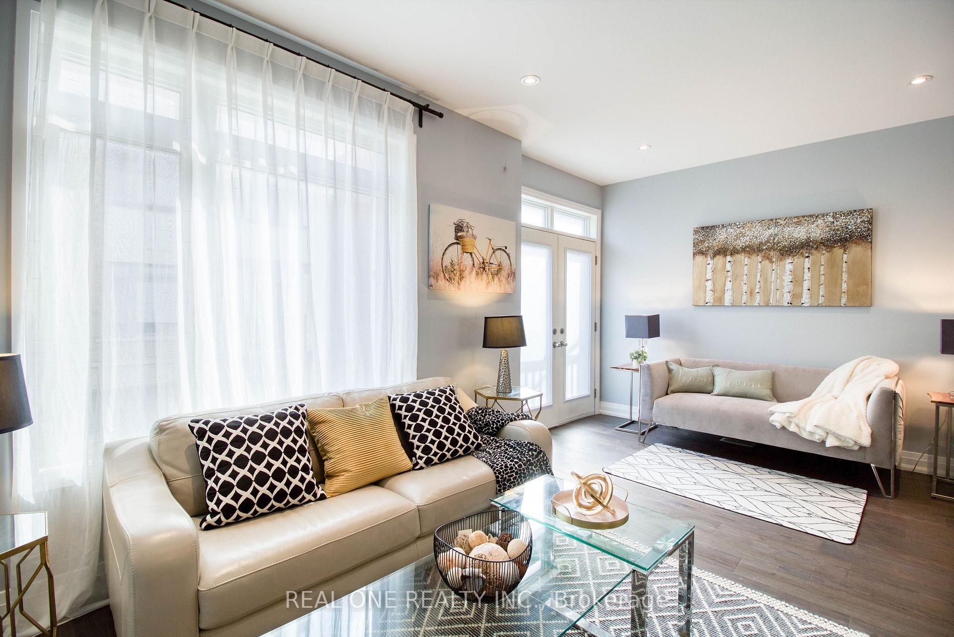 Photo 12 of 12 Teasel Way, Markham, Unionville — HOMEH