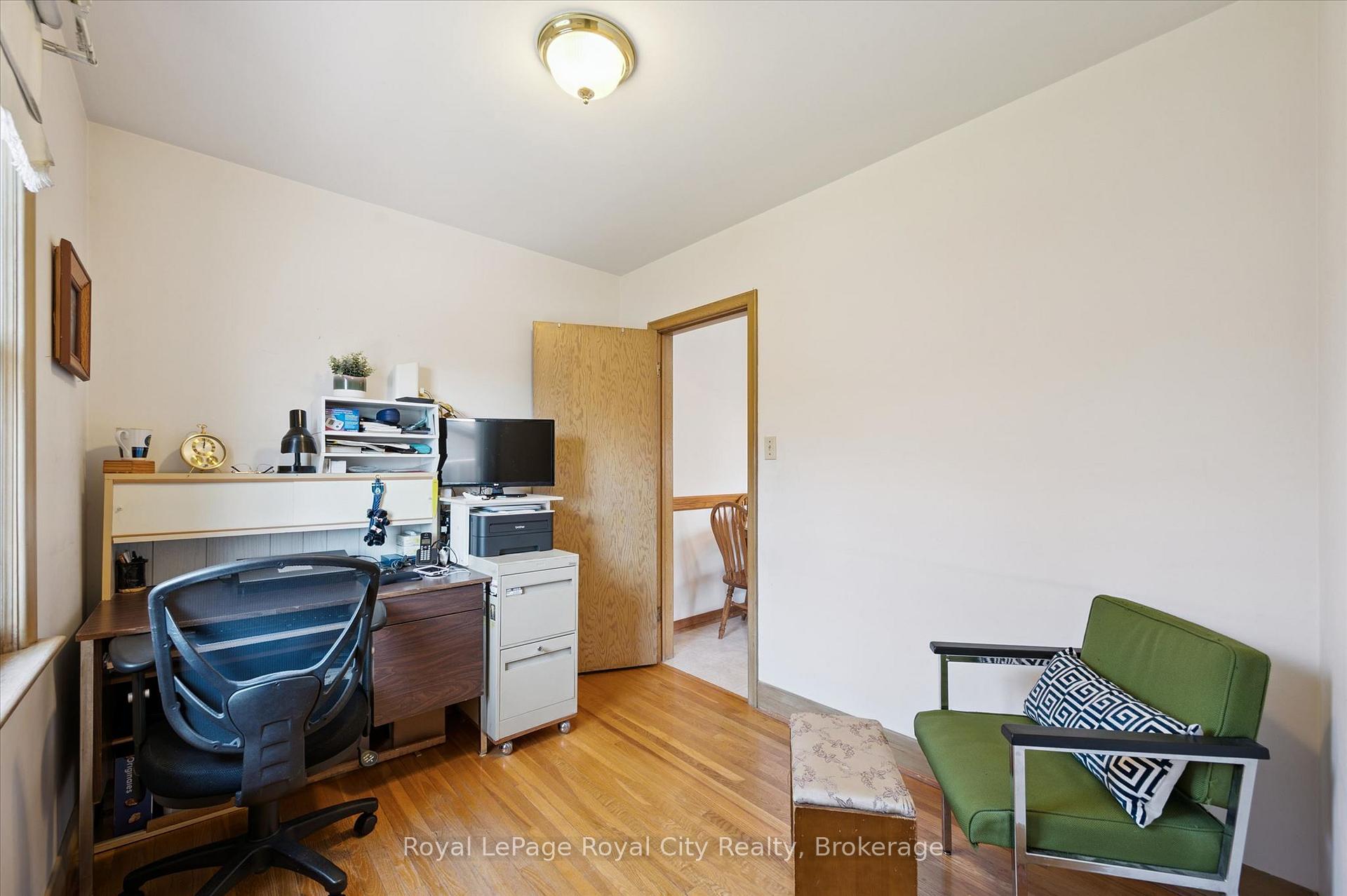 Photo 17 of 133 Emma Street, Guelph, General Hospital — HOMEH