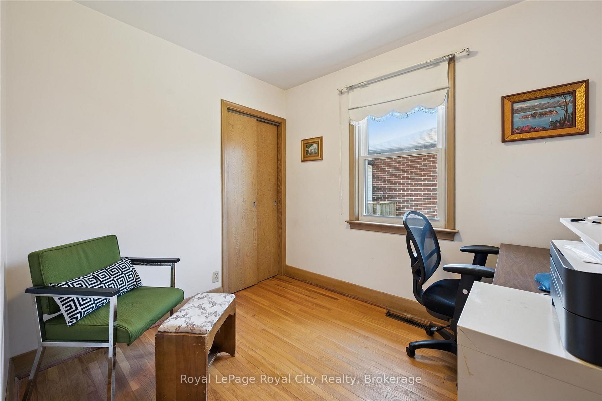 Photo 18 of 133 Emma Street, Guelph, General Hospital — HOMEH
