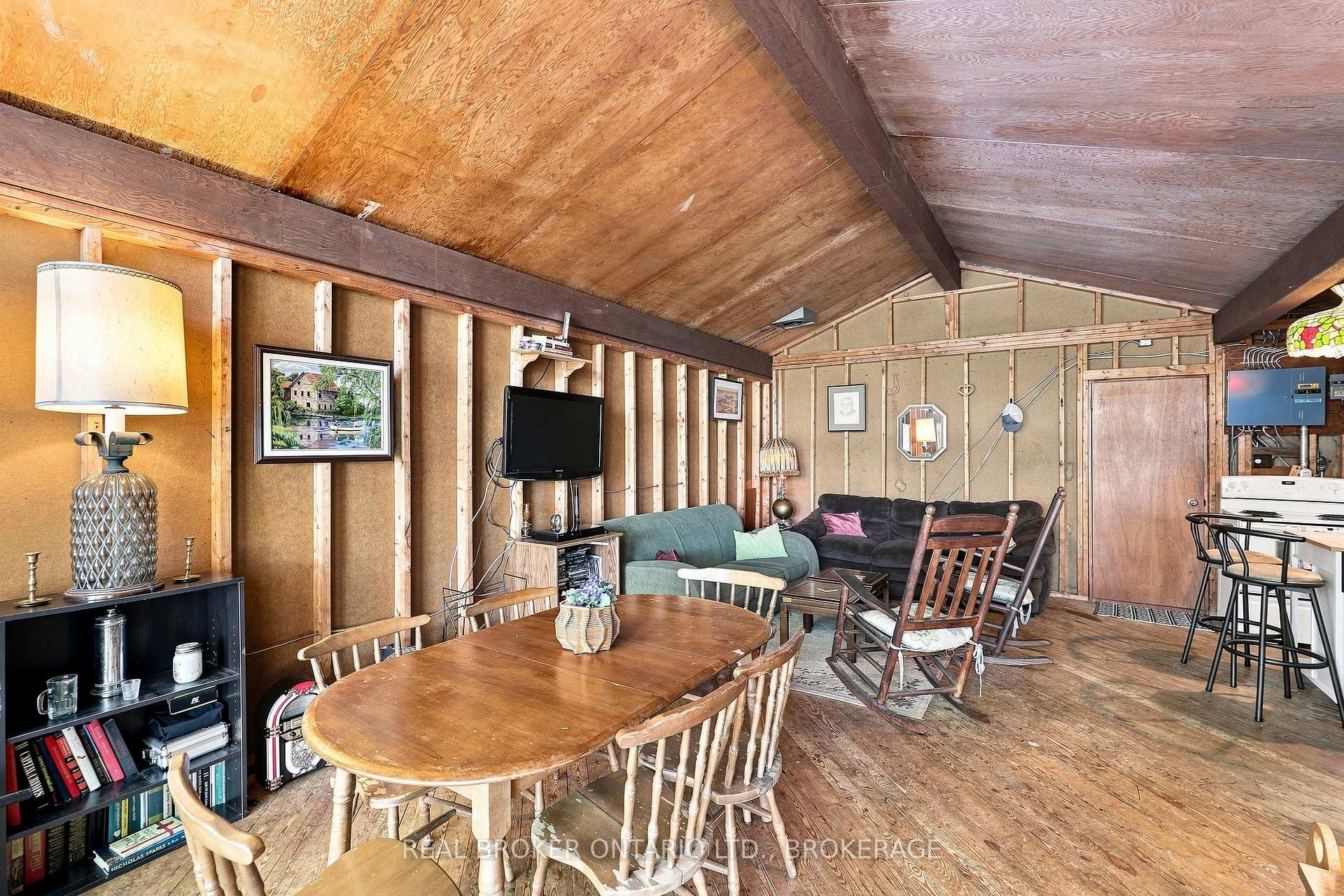 Photo 15 of 2096 Eel Bay Road, Frontenac, Frontenac South — HOMEH