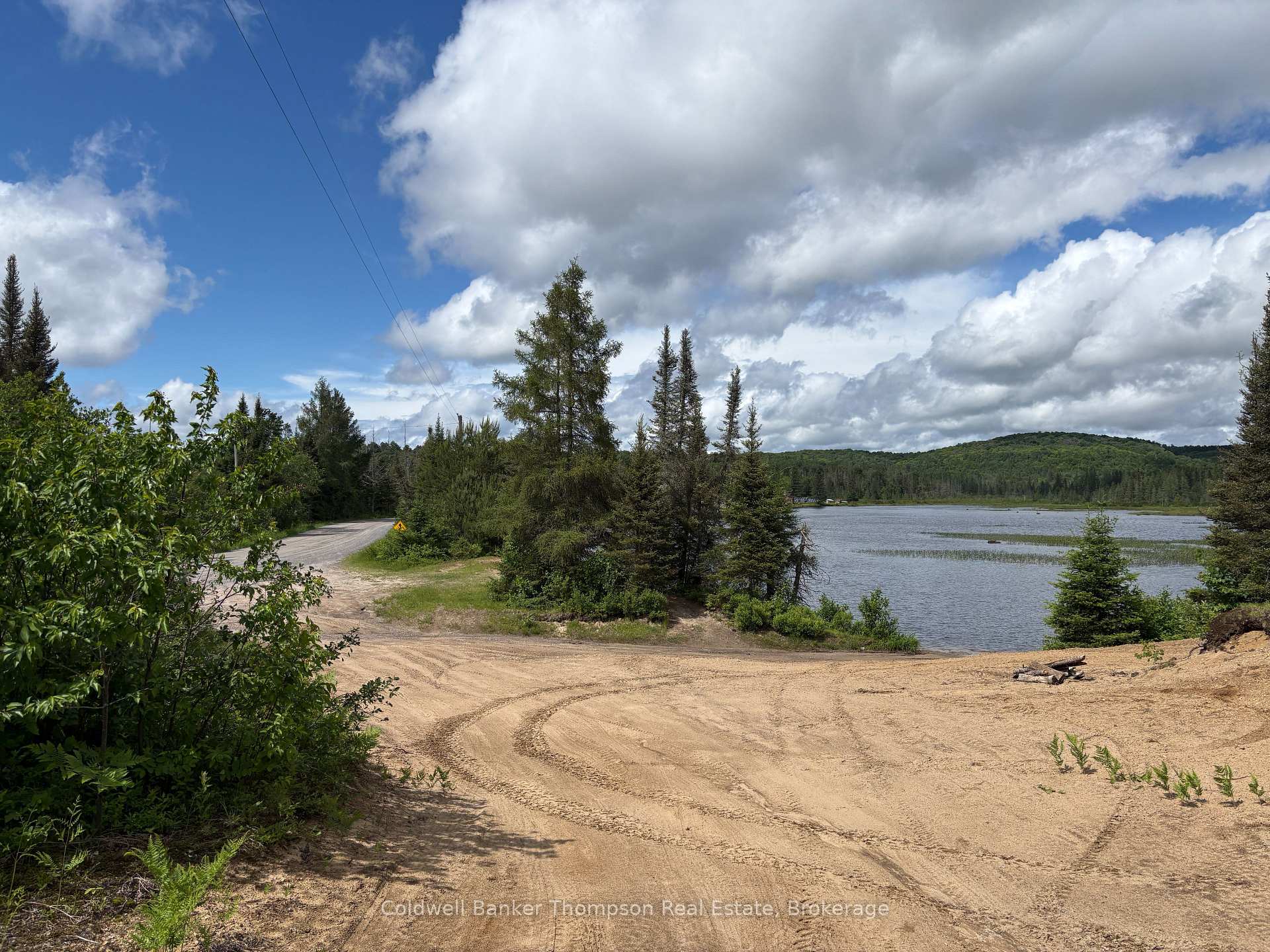 Photo 14 of 818 Sand Hill Road, Joly — HOMEH