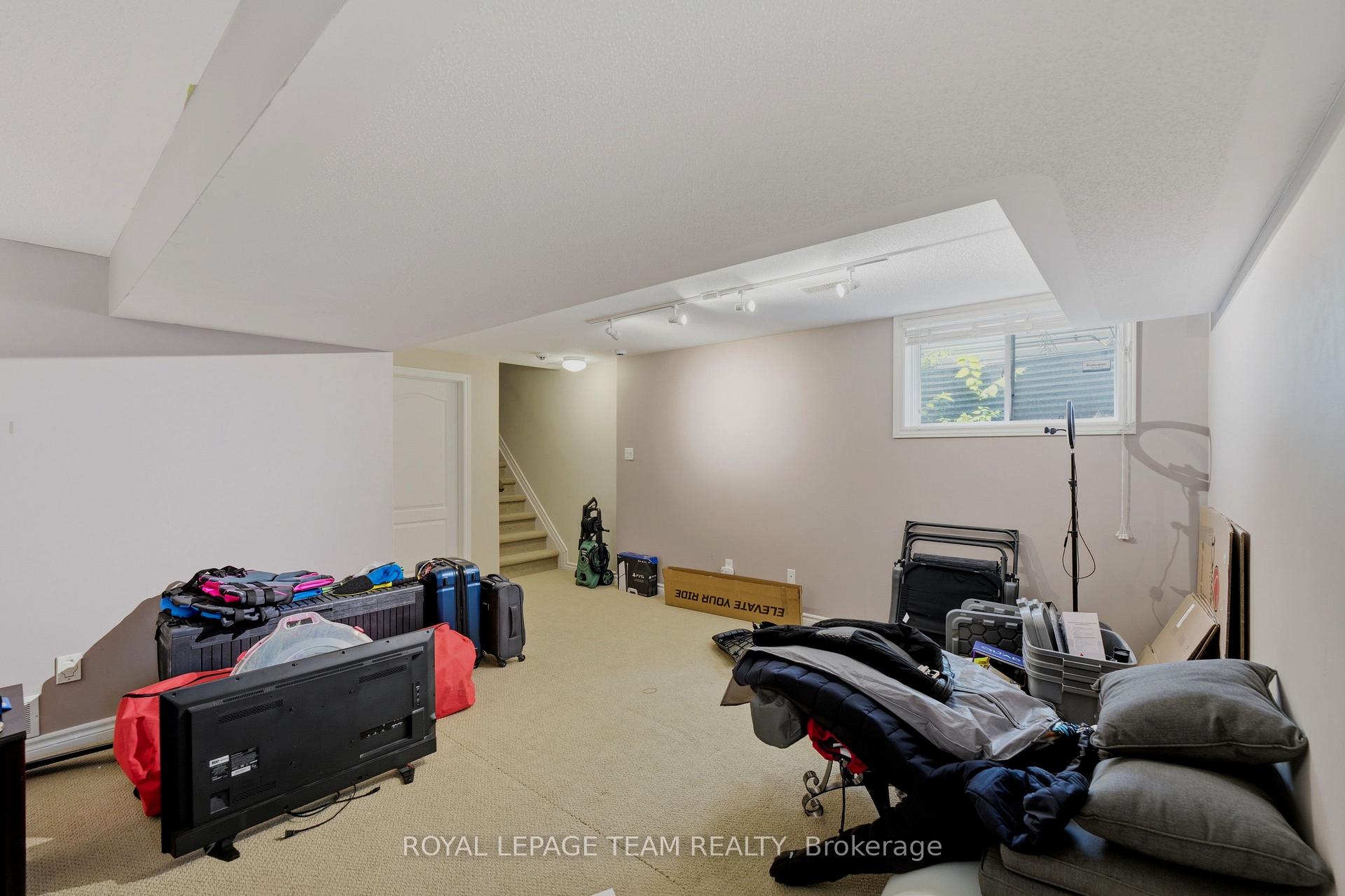 Photo 47 of 216 Horseshoe Crescent, Ottawa, Stittsville (North) — HOMEH