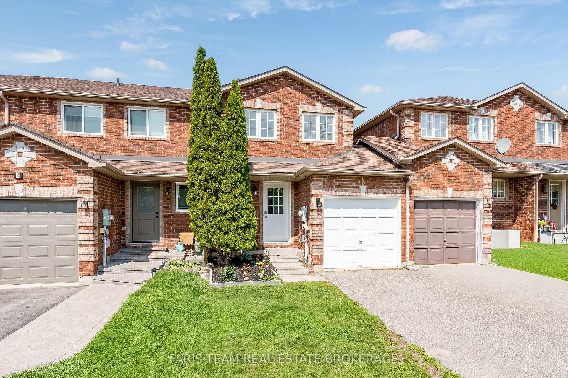 Photo 4 of 6 Raymond Crescent, Barrie, Painswick South — HOMEH