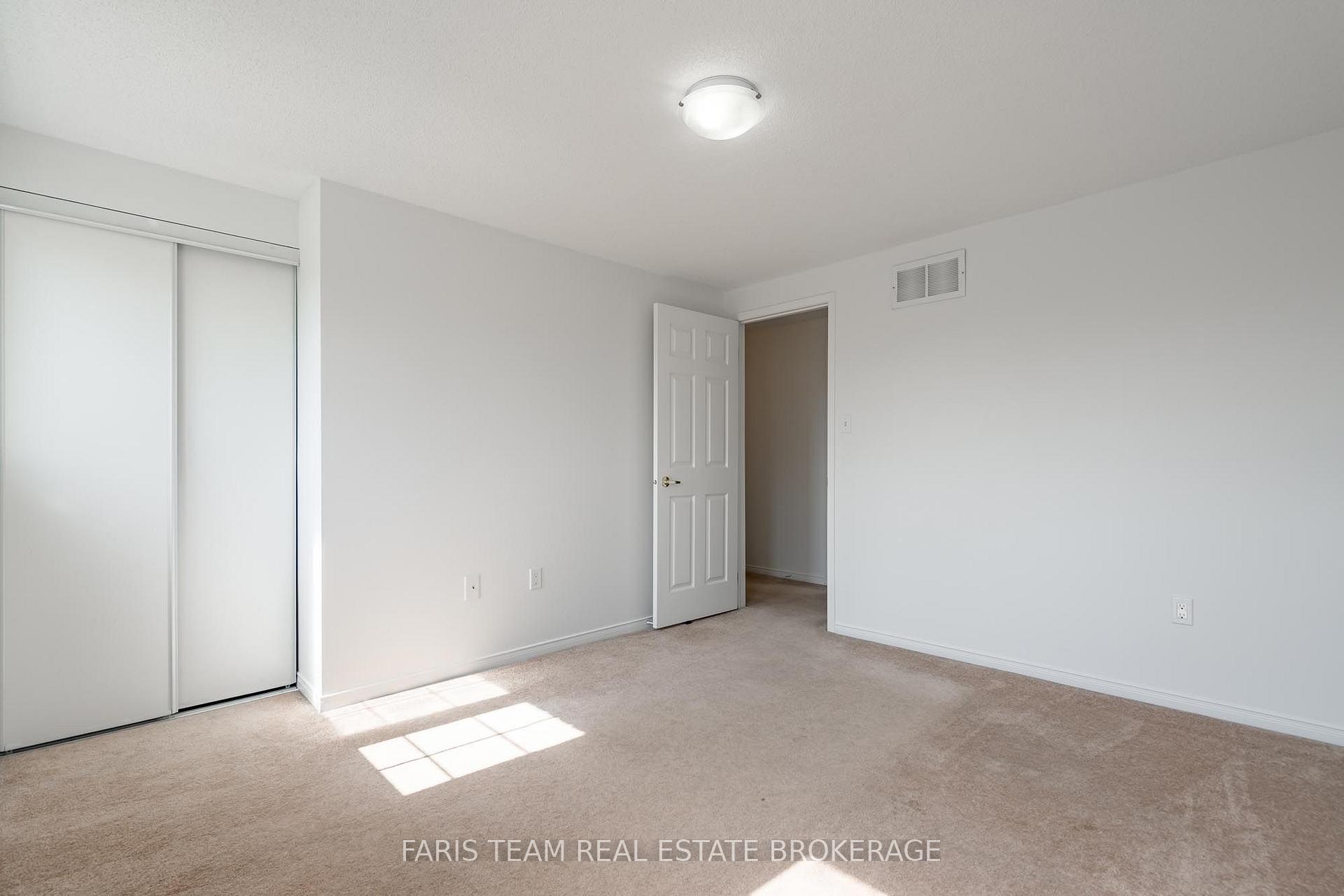 Photo 14 of 6 Raymond Crescent, Barrie, Painswick South — HOMEH