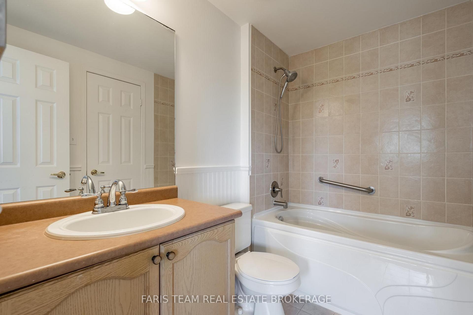 Photo 15 of 6 Raymond Crescent, Barrie, Painswick South — HOMEH