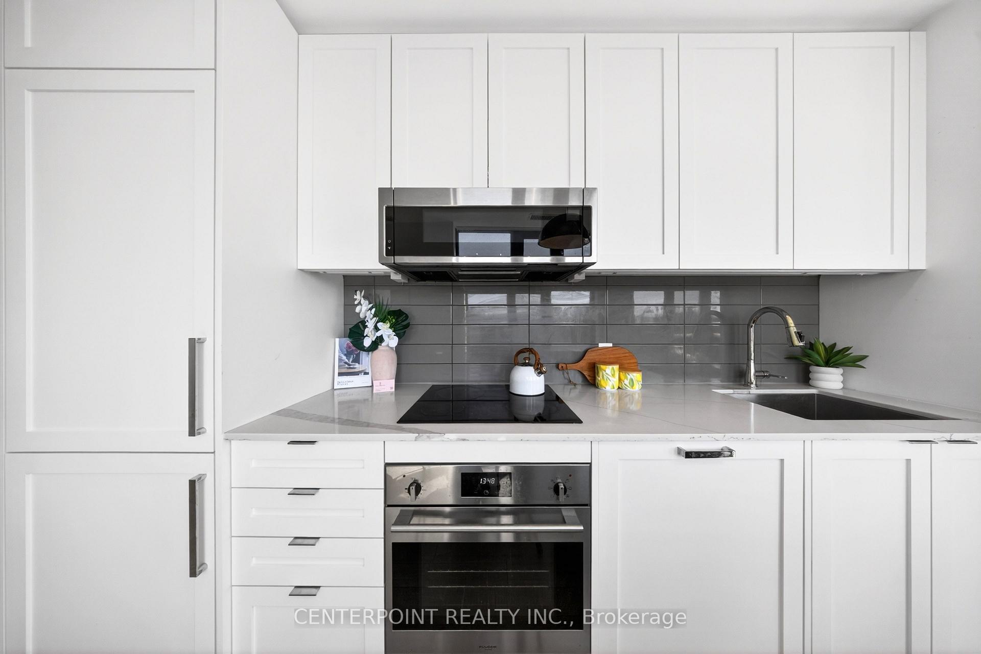 Photo 5 of Unit 519, 250 Lawrence Avenue W, Toronto, Lawrence Park North — HOMEH