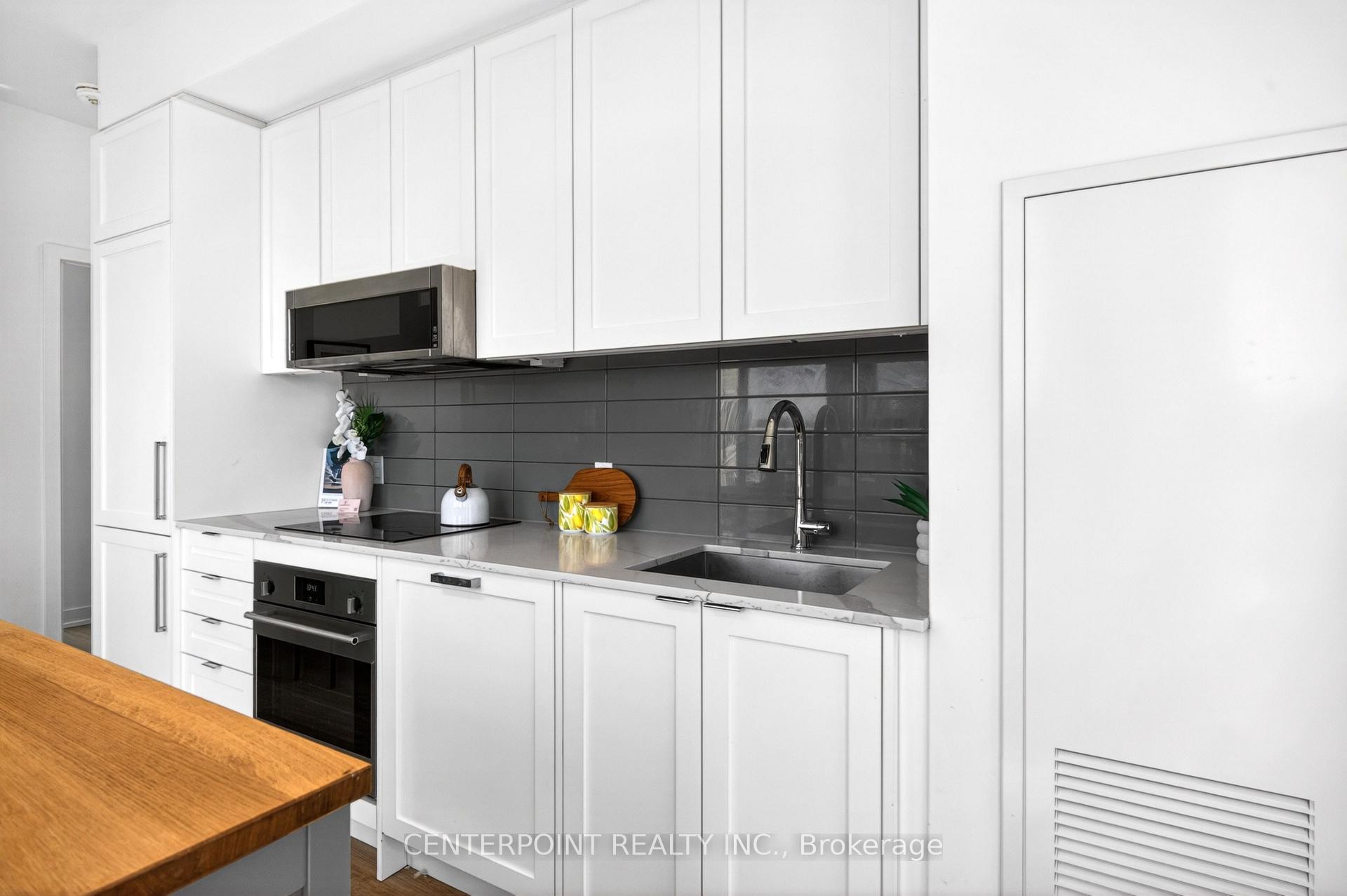 Photo 7 of Unit 519, 250 Lawrence Avenue W, Toronto, Lawrence Park North — HOMEH