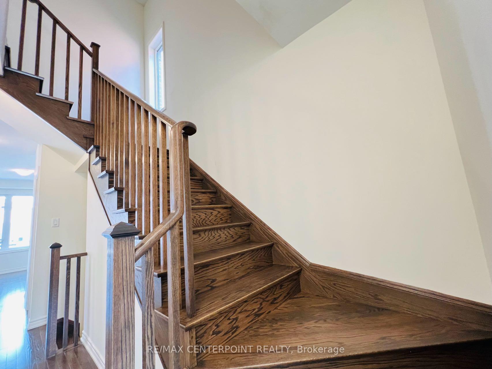 Photo 9 of 43 O'Reilly Street, Whitby, Rural Whitby — HOMEH