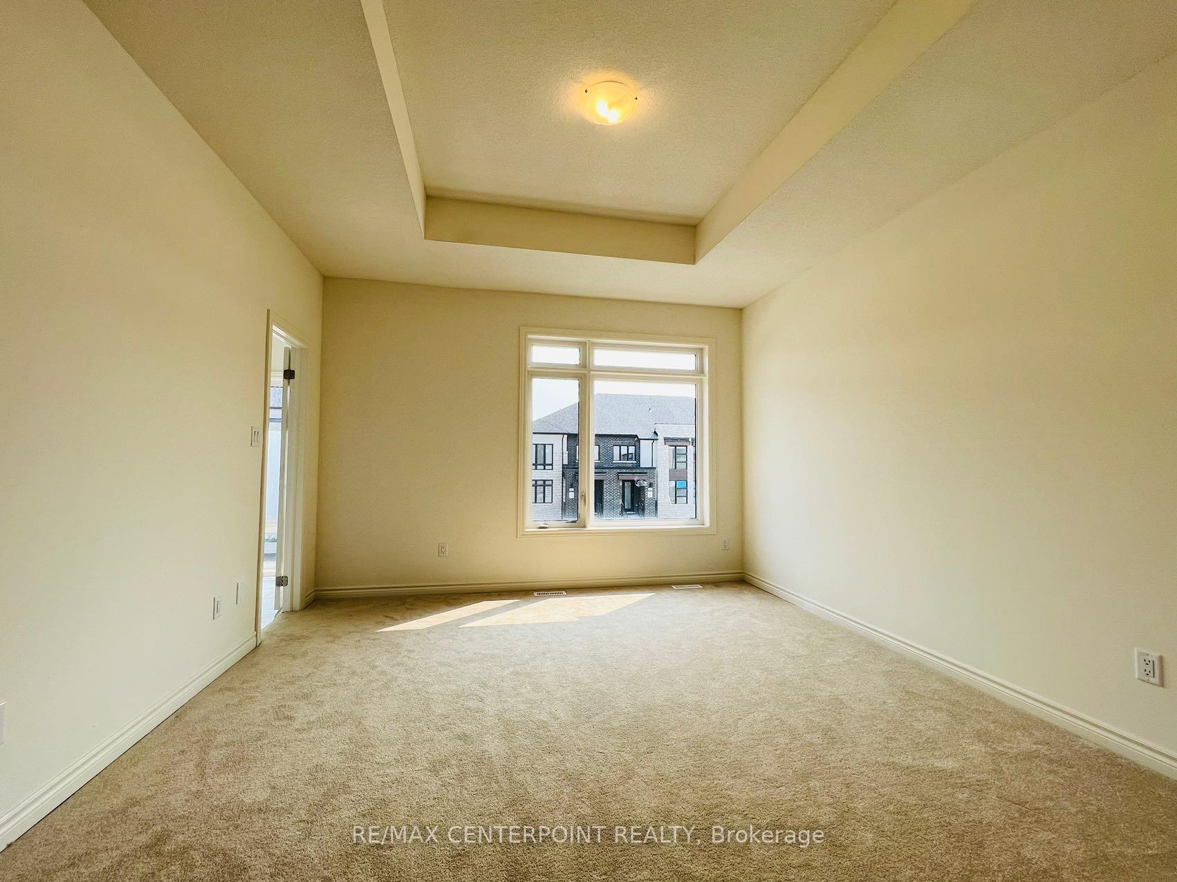Photo 10 of 43 O'Reilly Street, Whitby, Rural Whitby — HOMEH