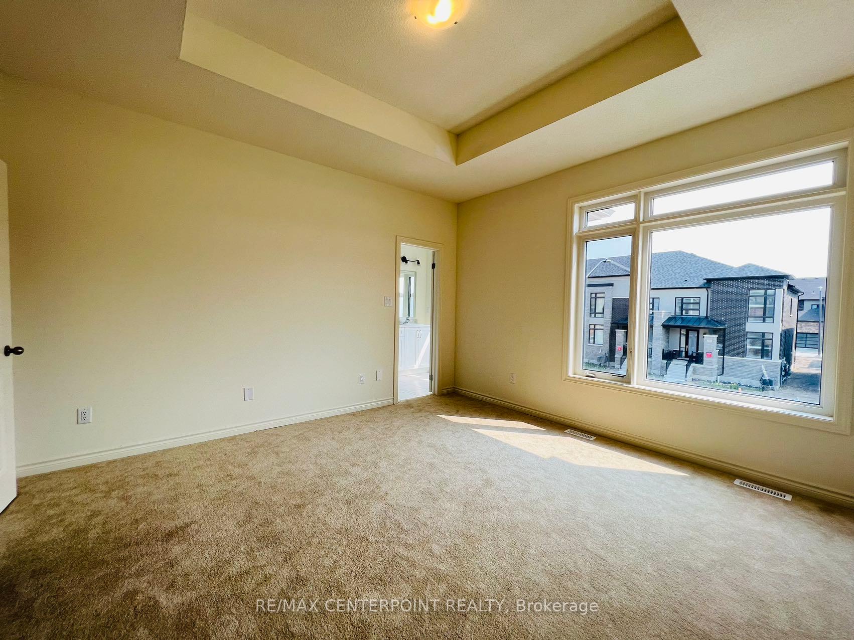 Photo 12 of 43 O'Reilly Street, Whitby, Rural Whitby — HOMEH