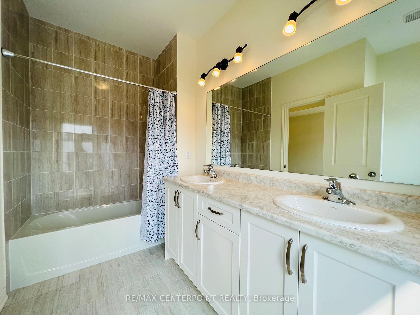 Photo 14 of 43 O'Reilly Street, Whitby, Rural Whitby — HOMEH