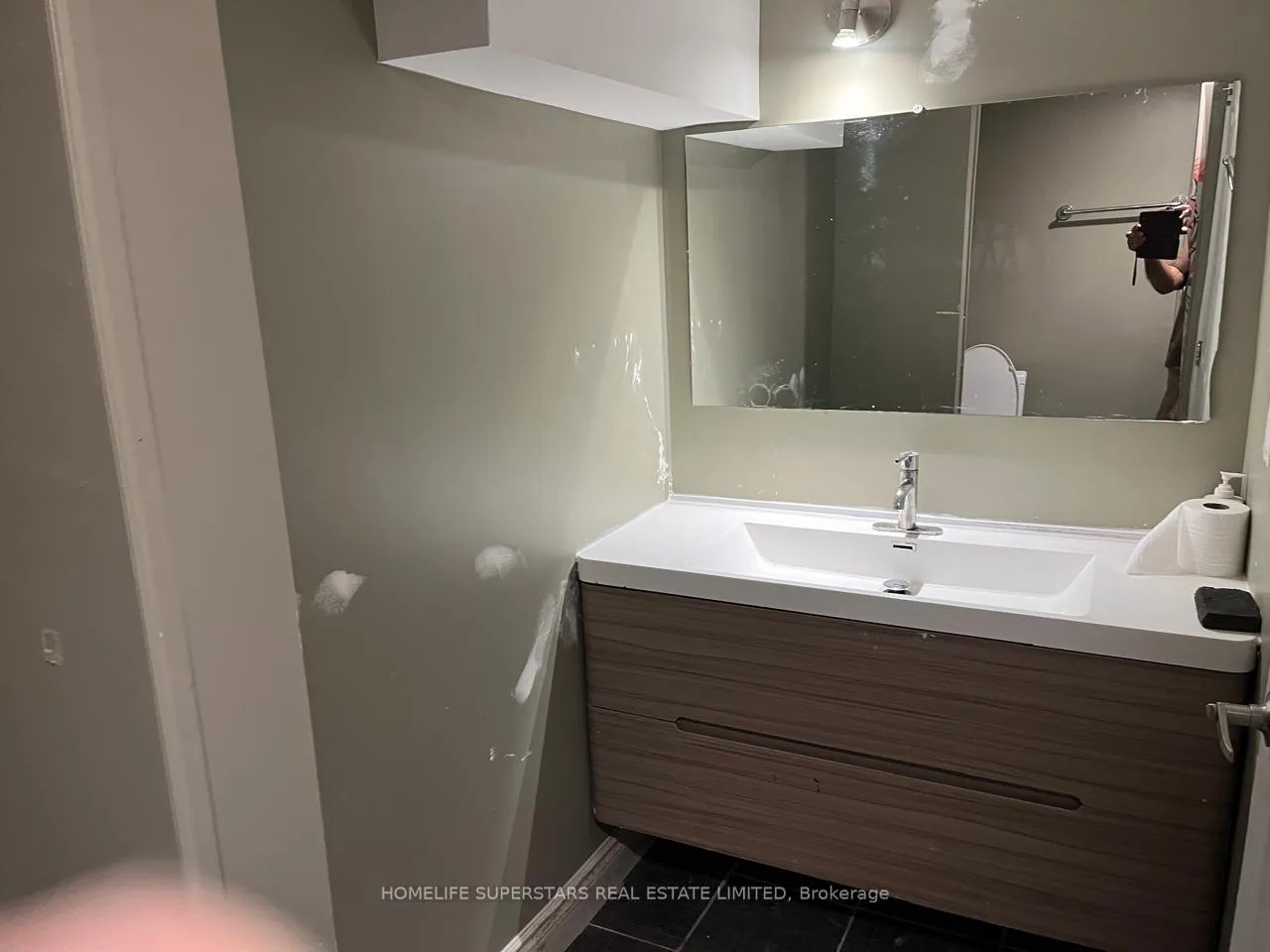 Photo 6 of 67 Showboat Crescent, Brampton, Madoc — HOMEH