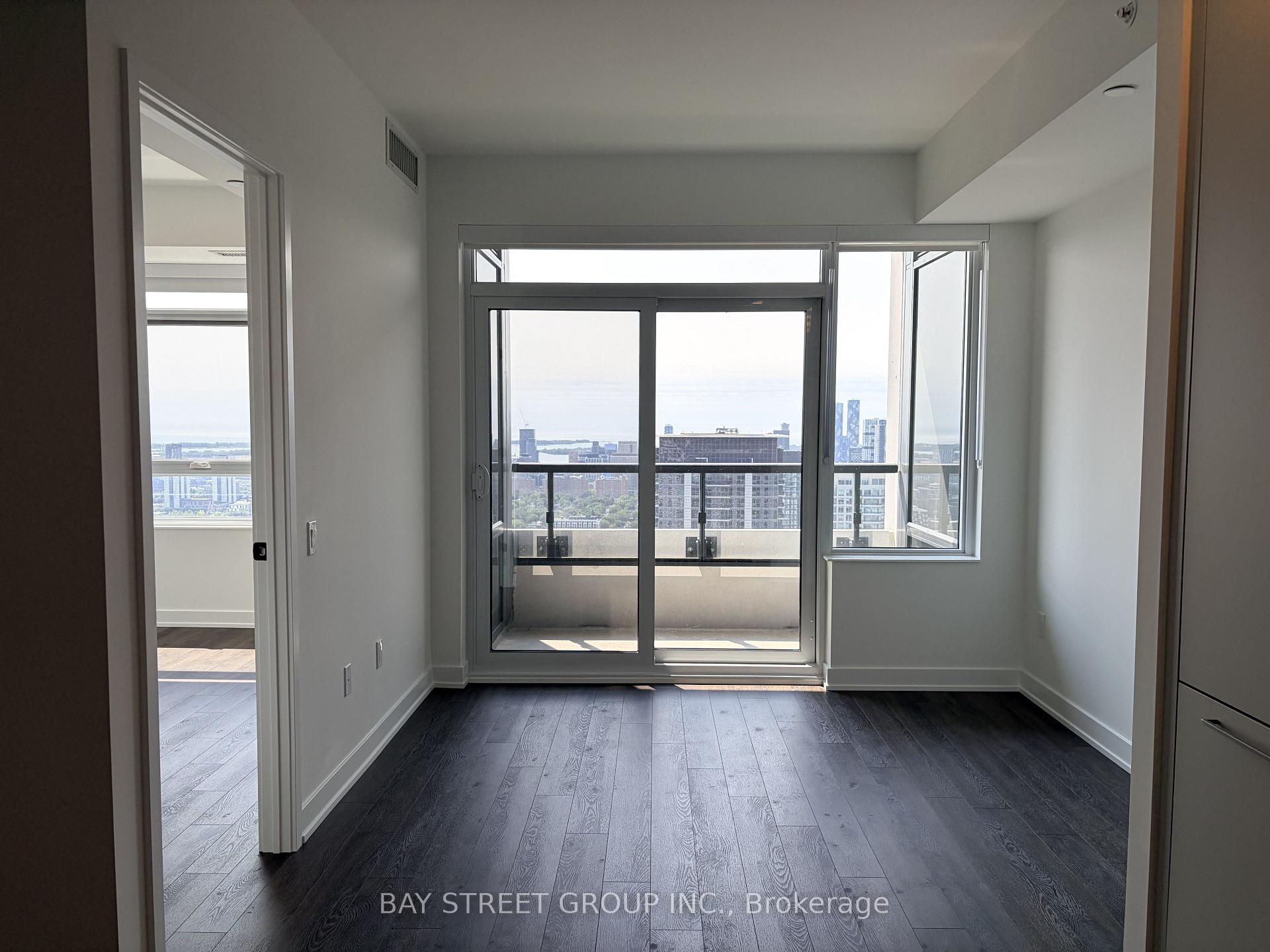 Photo 9 of Unit 4601, 609 Sherbourne Street, Toronto, North St. James Town — HOMEH