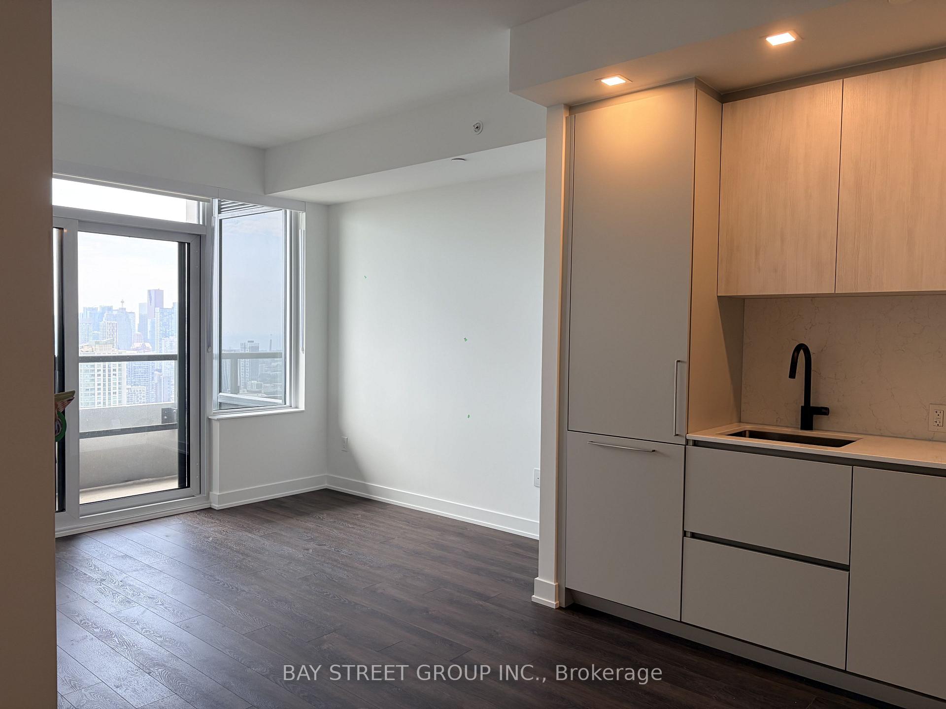 Photo 11 of Unit 4601, 609 Sherbourne Street, Toronto, North St. James Town — HOMEH