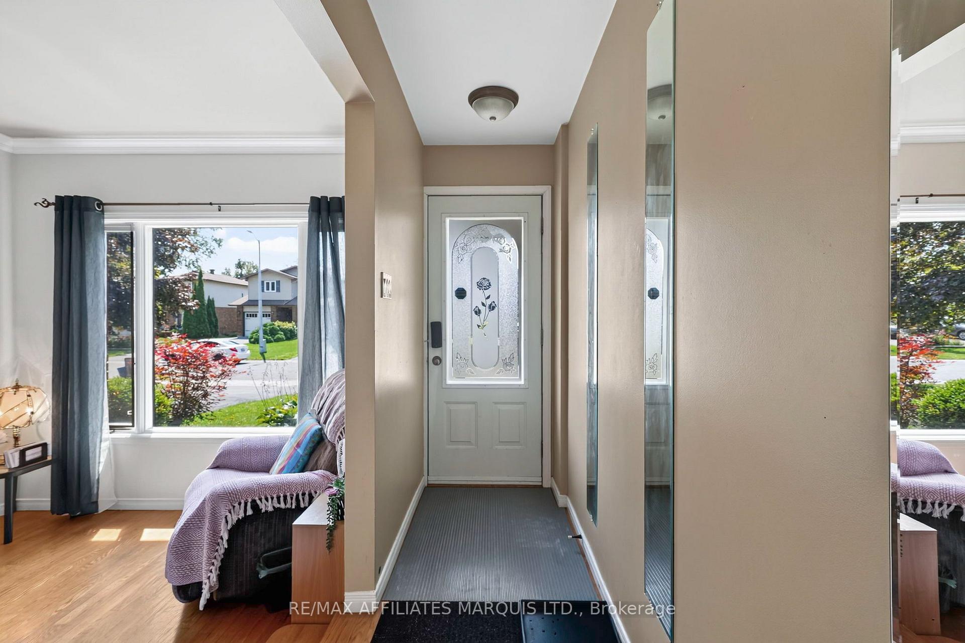 Photo 12 of 672 Champlain Drive, Cornwall, Cornwall — HOMEH
