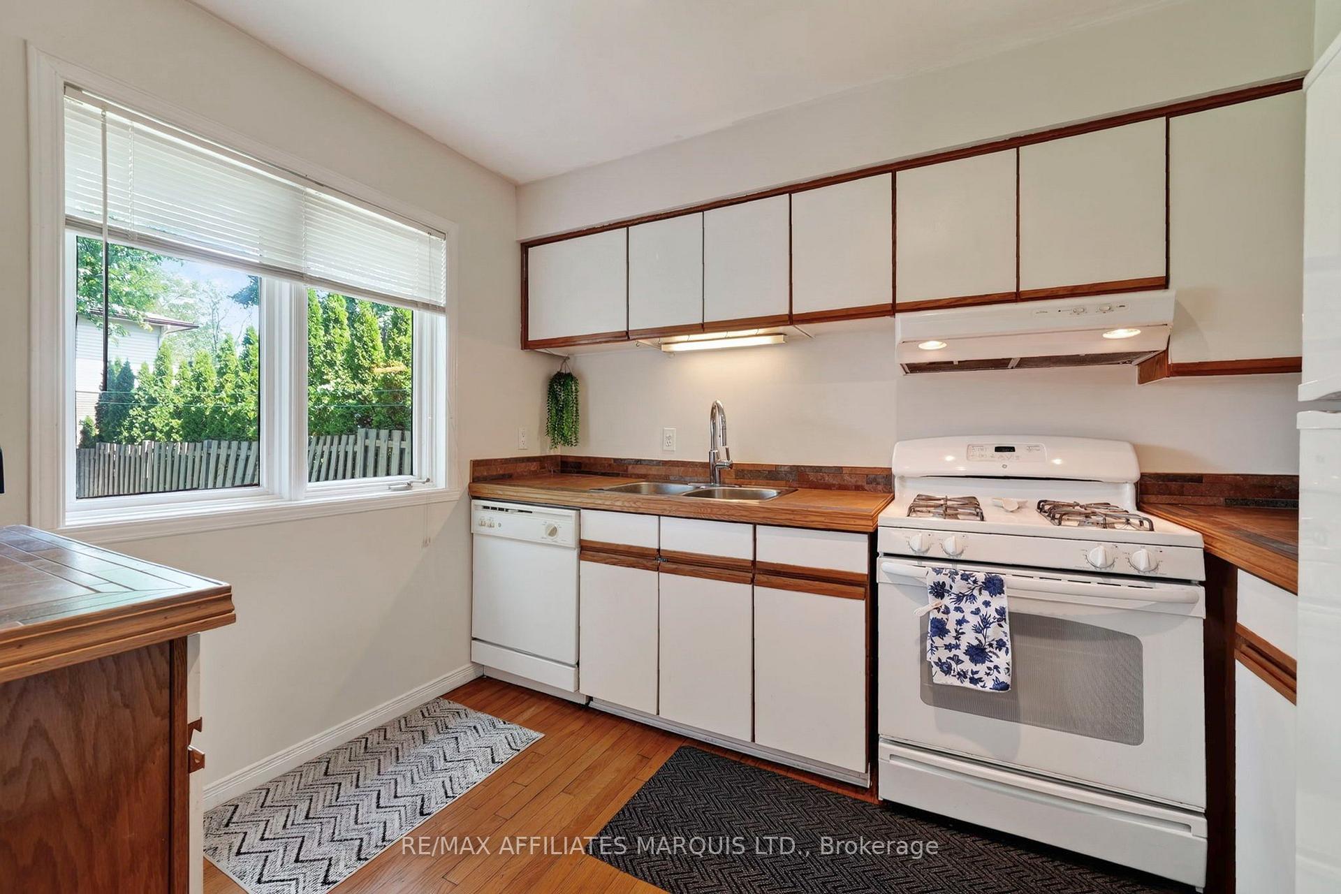Photo 28 of 672 Champlain Drive, Cornwall, Cornwall — HOMEH