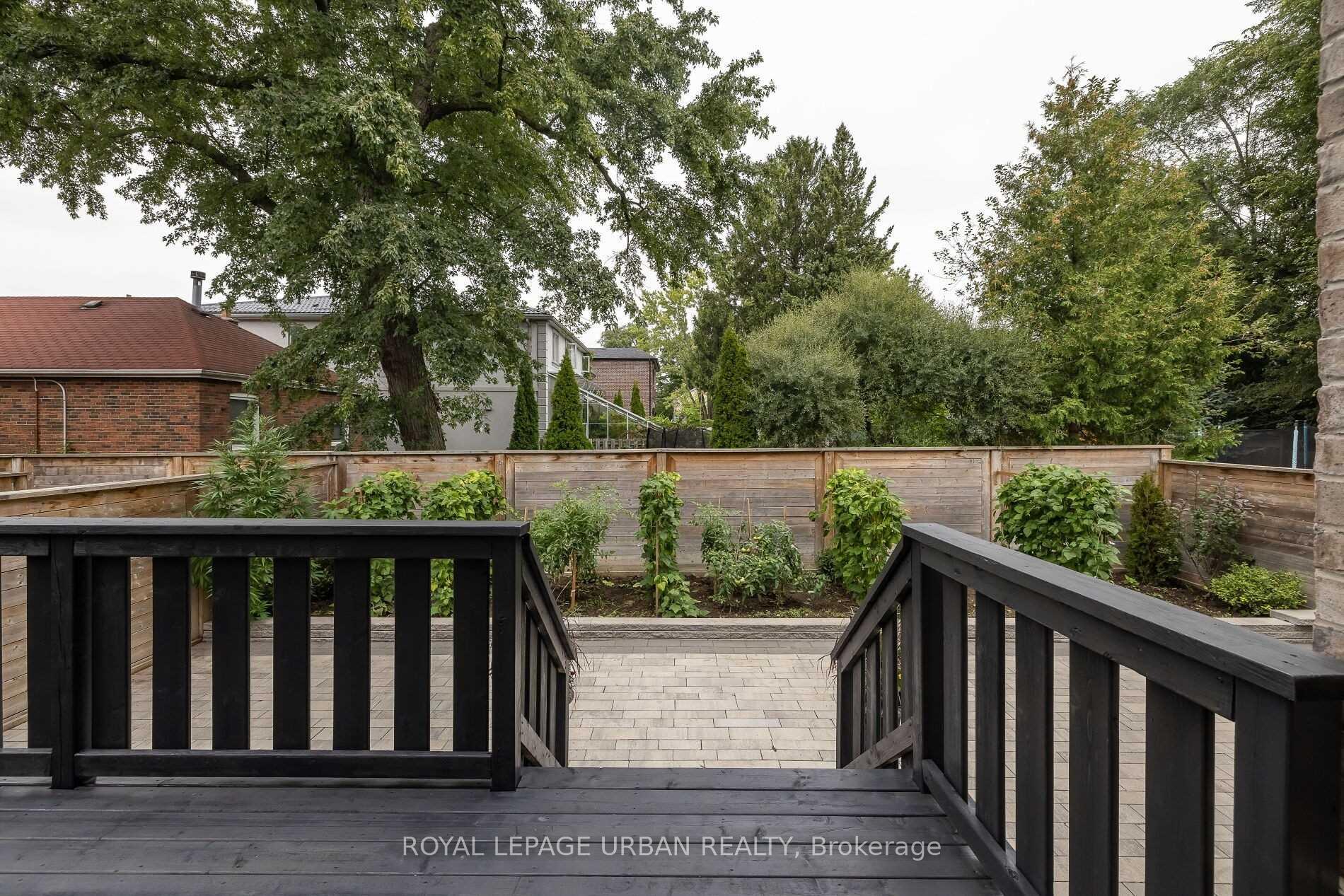 Photo 16 of 70 Parkview Hill Crescent, Toronto, O'Connor-Parkview — HOMEH