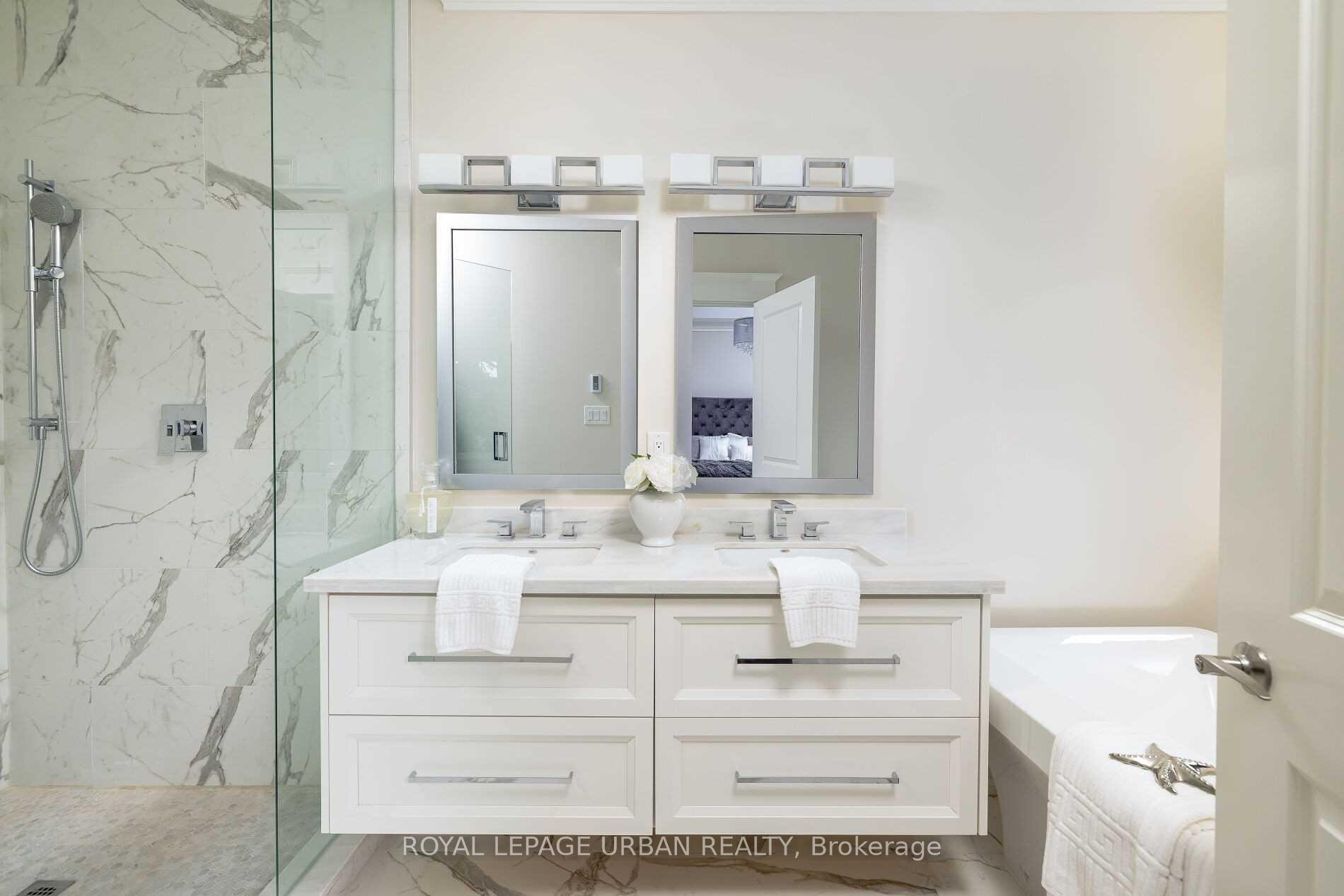 Photo 38 of 70 Parkview Hill Crescent, Toronto, O'Connor-Parkview — HOMEH