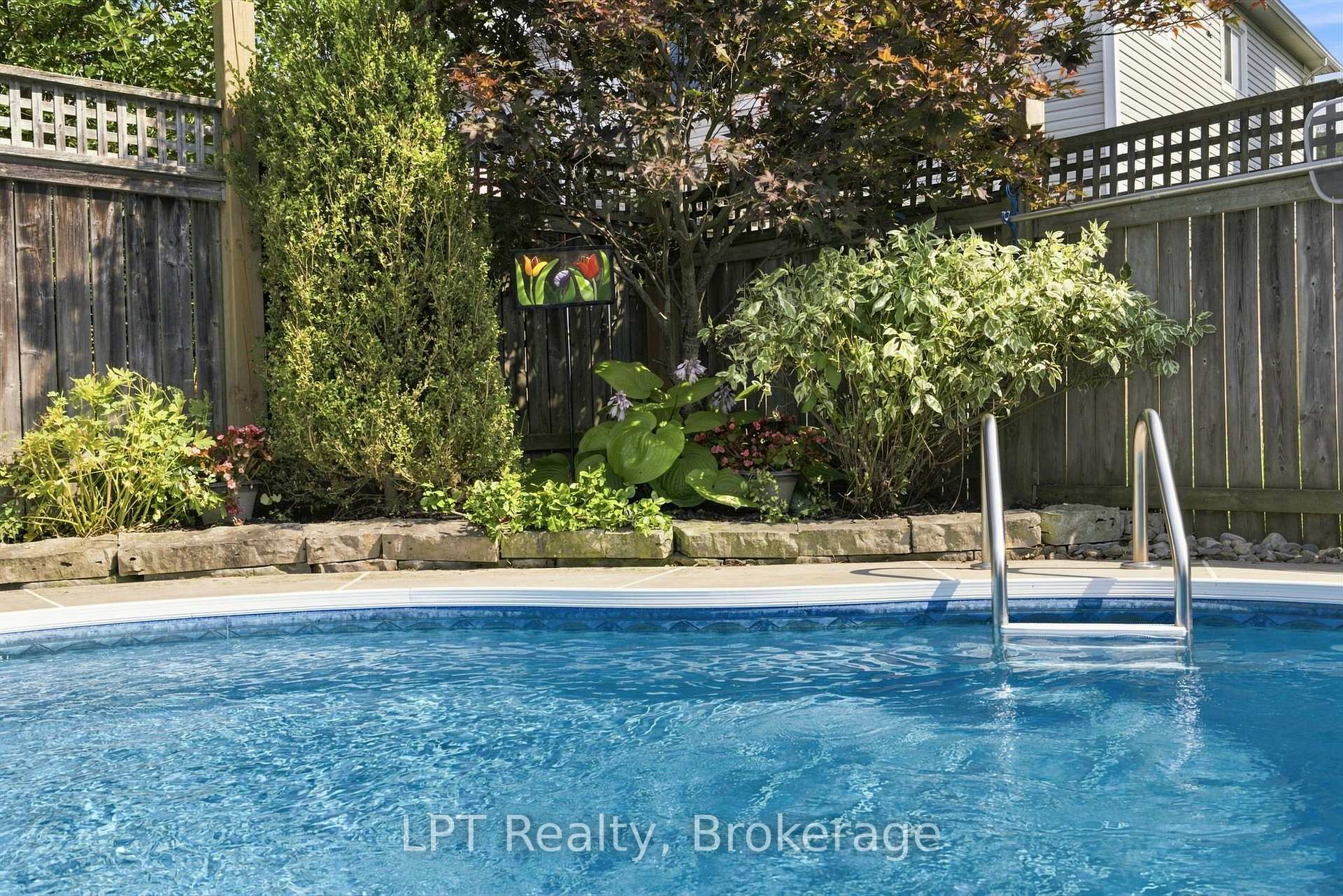Photo 52 of 87 Darius Harns Drive, Whitby, Brooklin — HOMEH