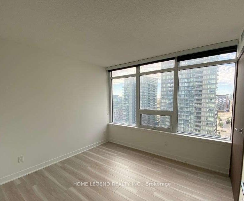 Photo 4 of Unit 710, 17 Bathurst Street, Toronto, Waterfront Communities — HOMEH