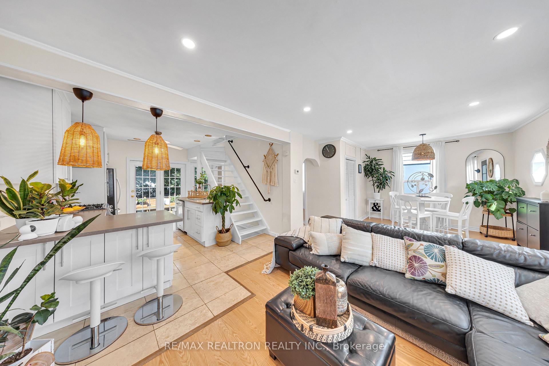 Photo 9 of 60 Dorset Road, Scarborough, Cliffcrest — HOMEH