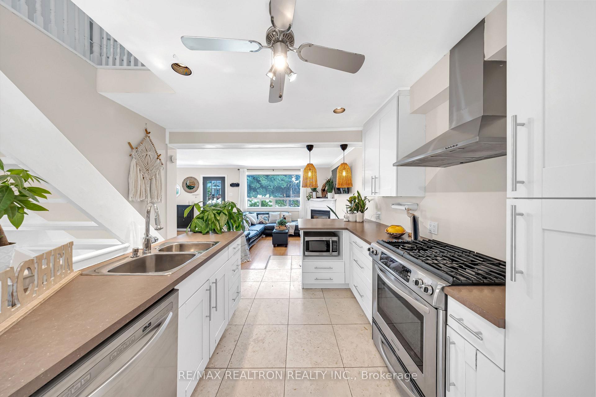 Photo 15 of 60 Dorset Road, Scarborough, Cliffcrest — HOMEH