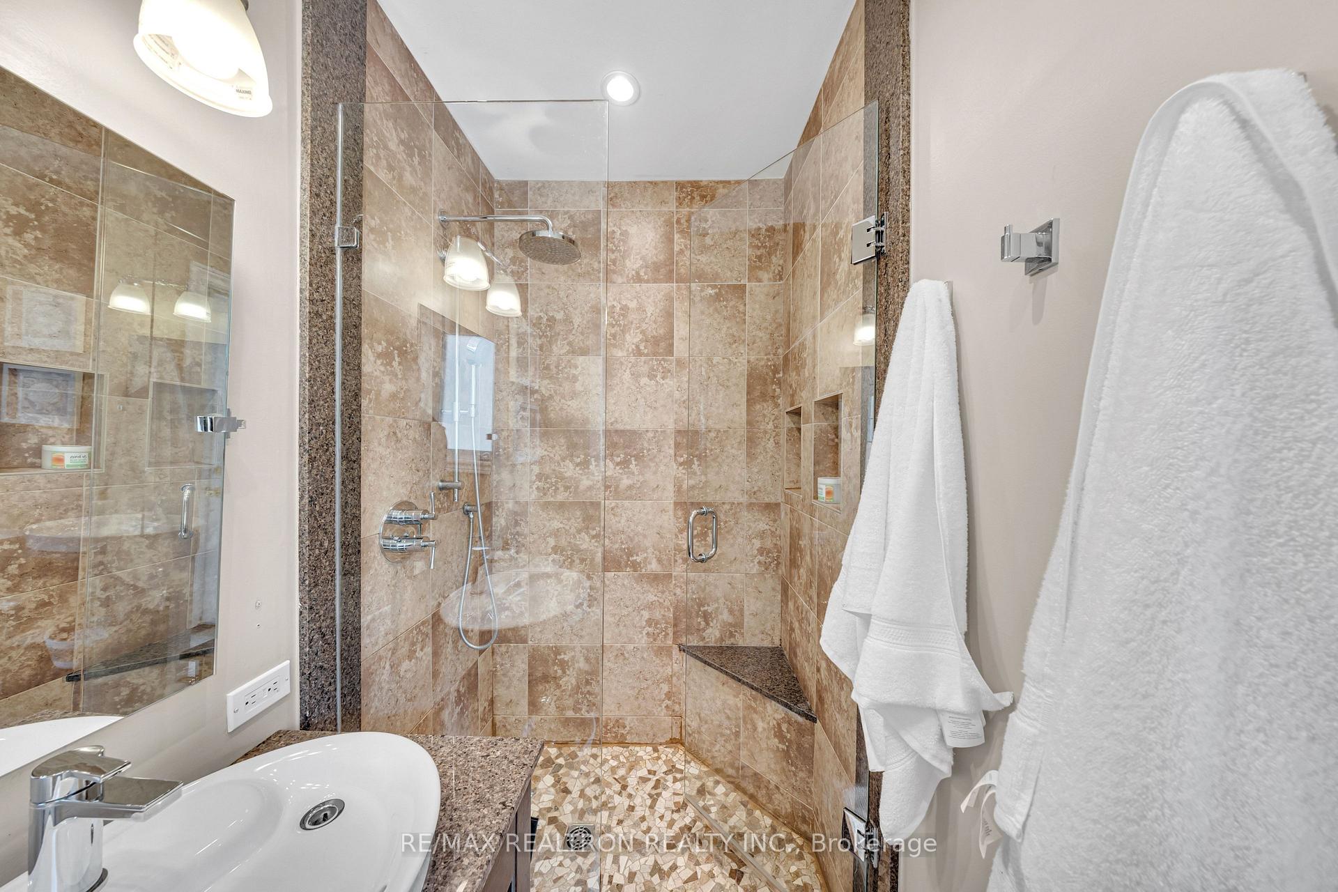 Photo 16 of 60 Dorset Road, Scarborough, Cliffcrest — HOMEH