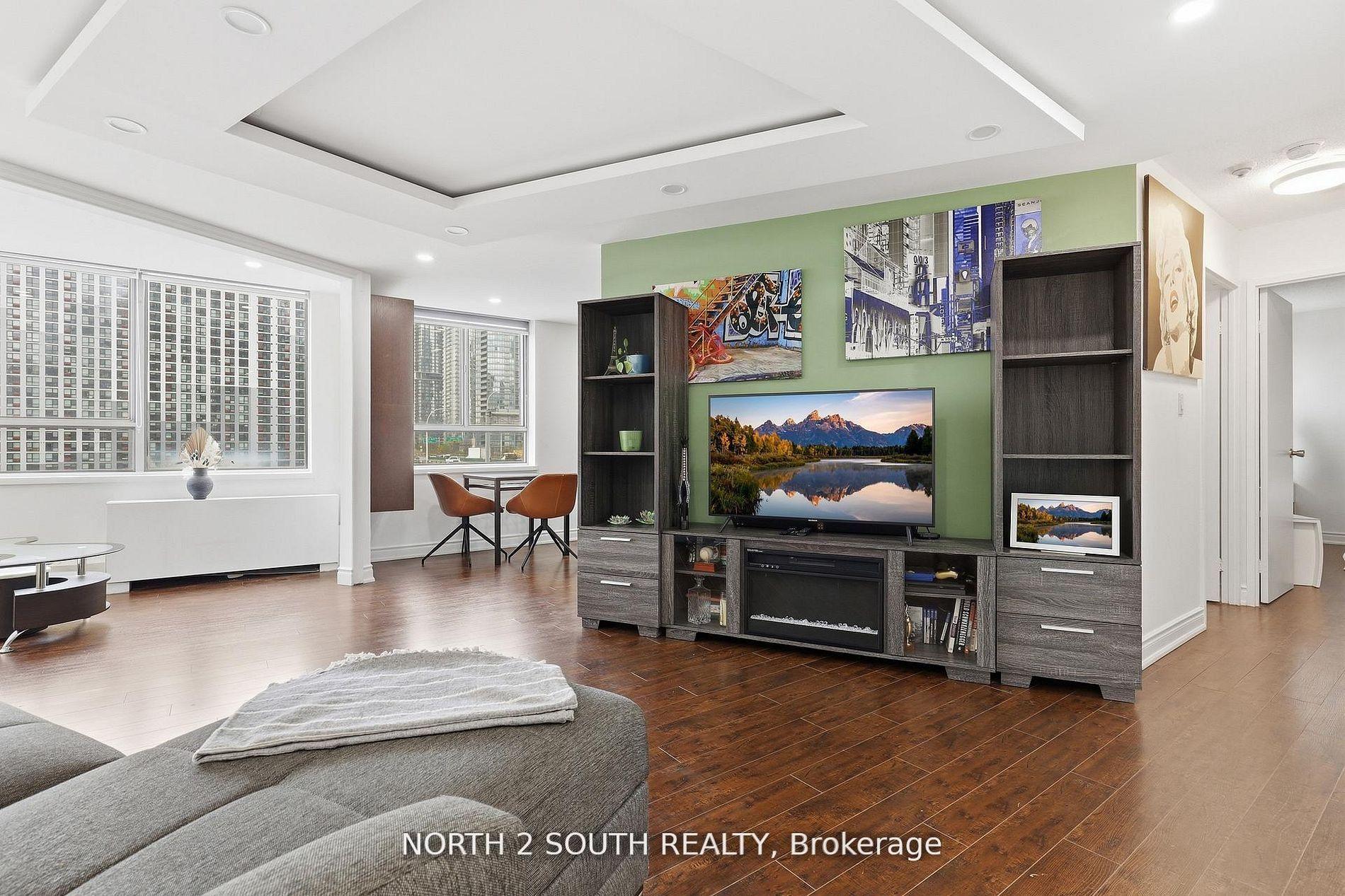 Photo 6 of Unit 505, 270 Queens Quay W, Toronto, Waterfront Communities — HOMEH