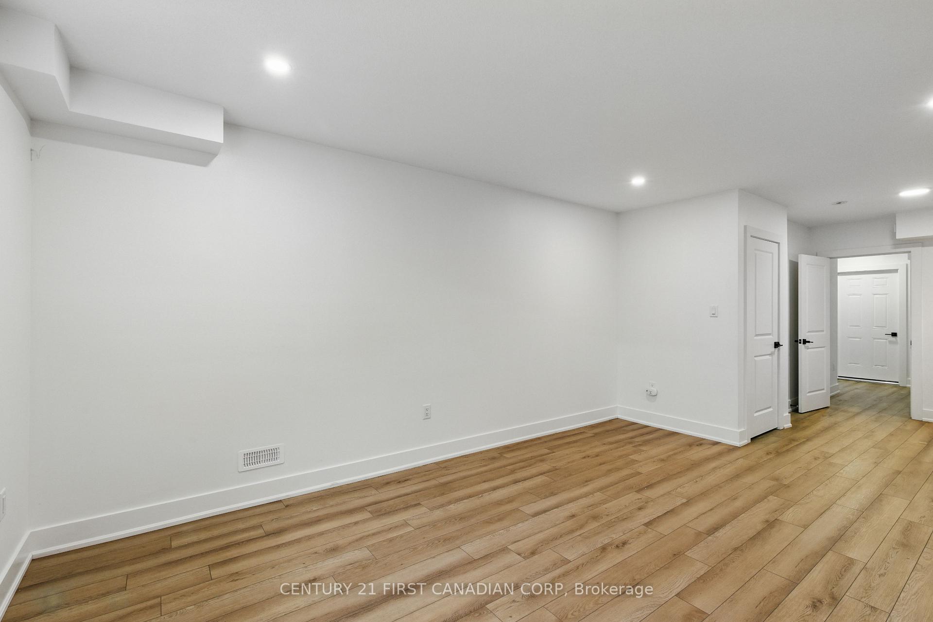 Photo 9 of 2308 Saddlerock Avenue, London, North S — HOMEH