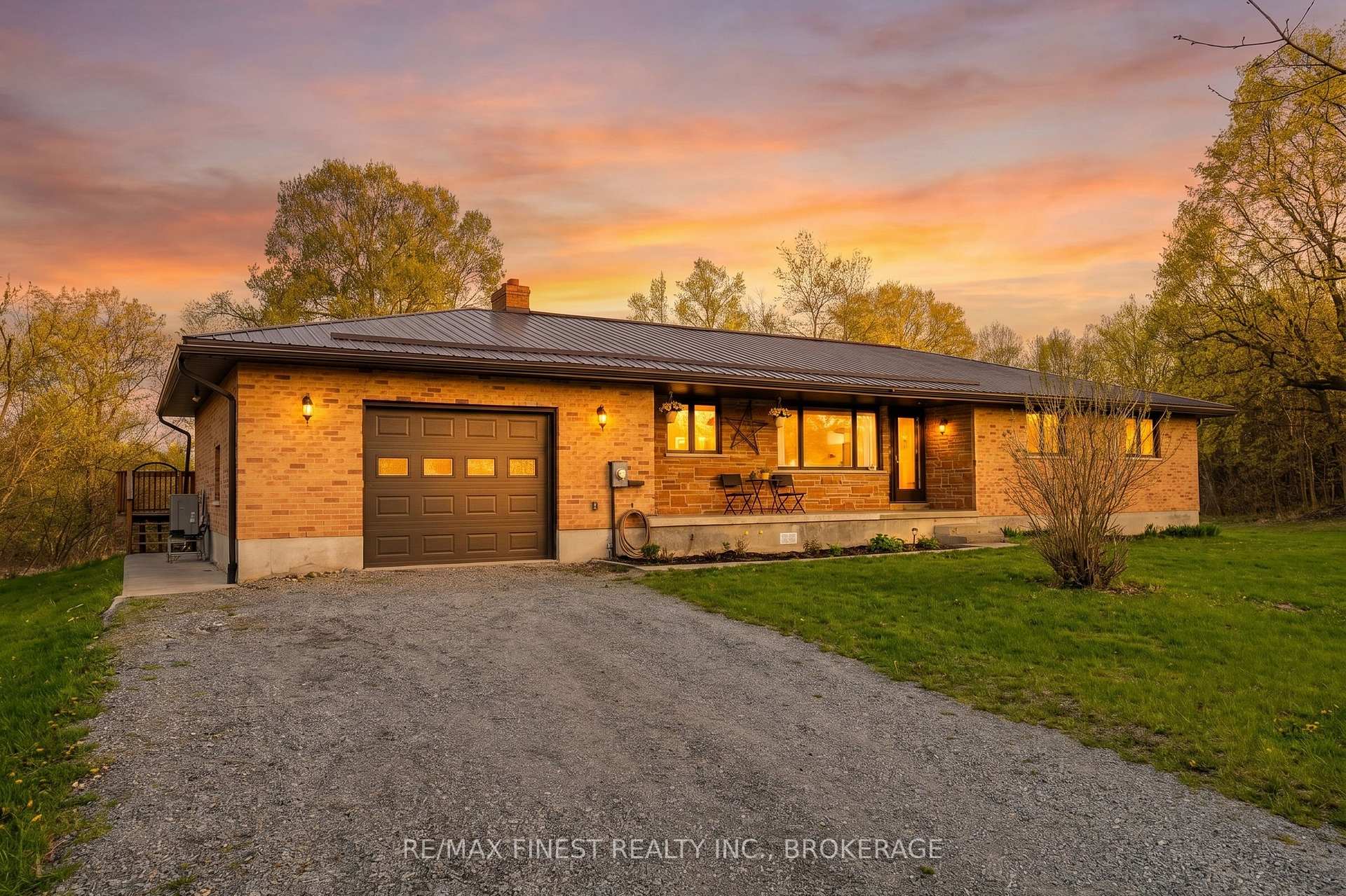 Photo 4 of 4834 Battersea Road, Frontenac, Frontenac South — HOMEH