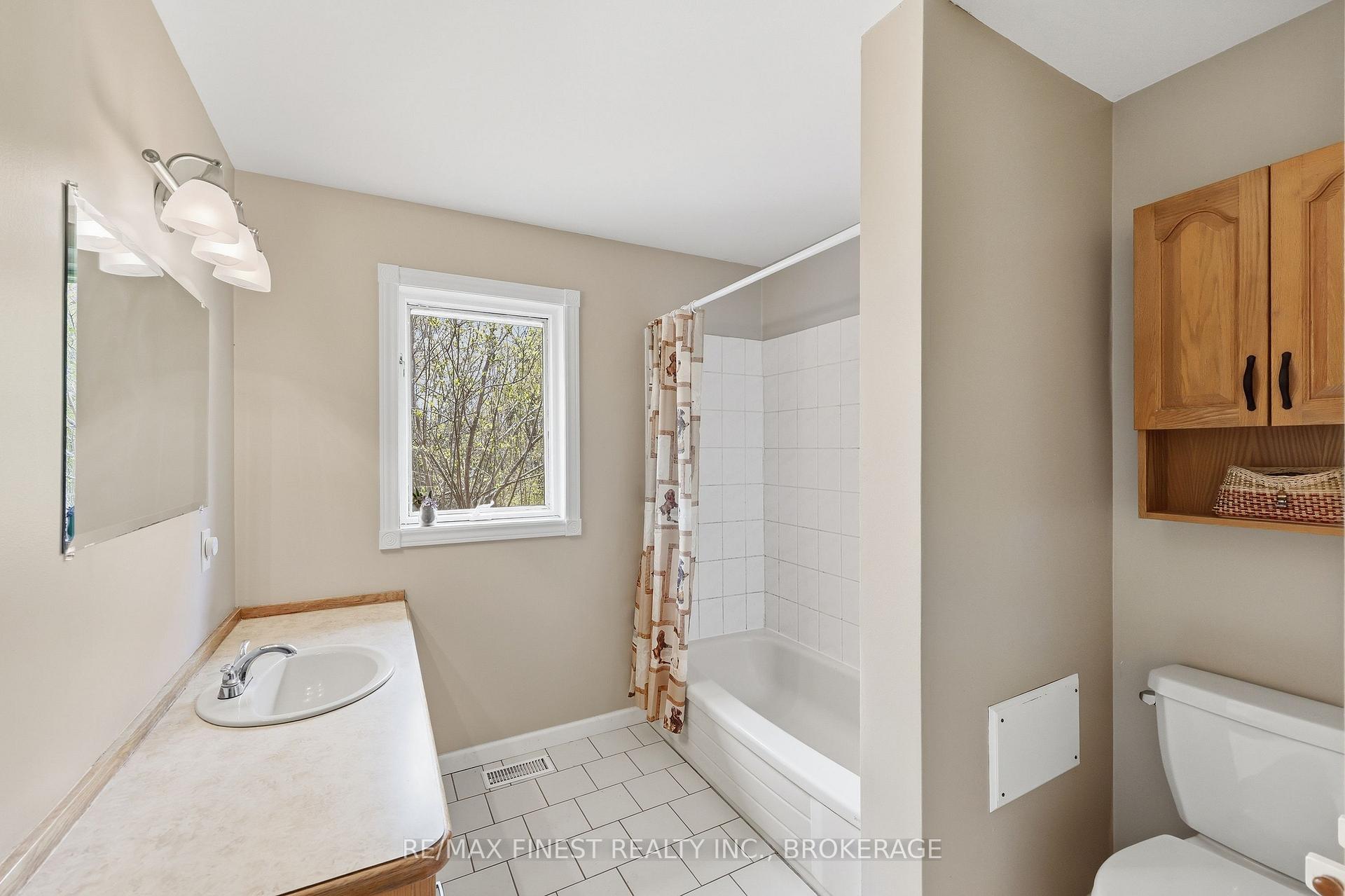 Photo 15 of 4834 Battersea Road, Frontenac, Frontenac South — HOMEH