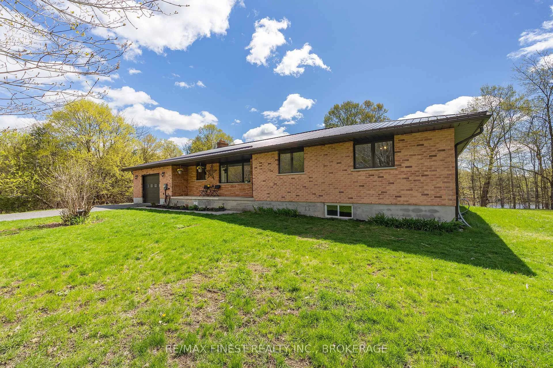 Photo 6 of 4834 Battersea Road, Frontenac, Frontenac South — HOMEH