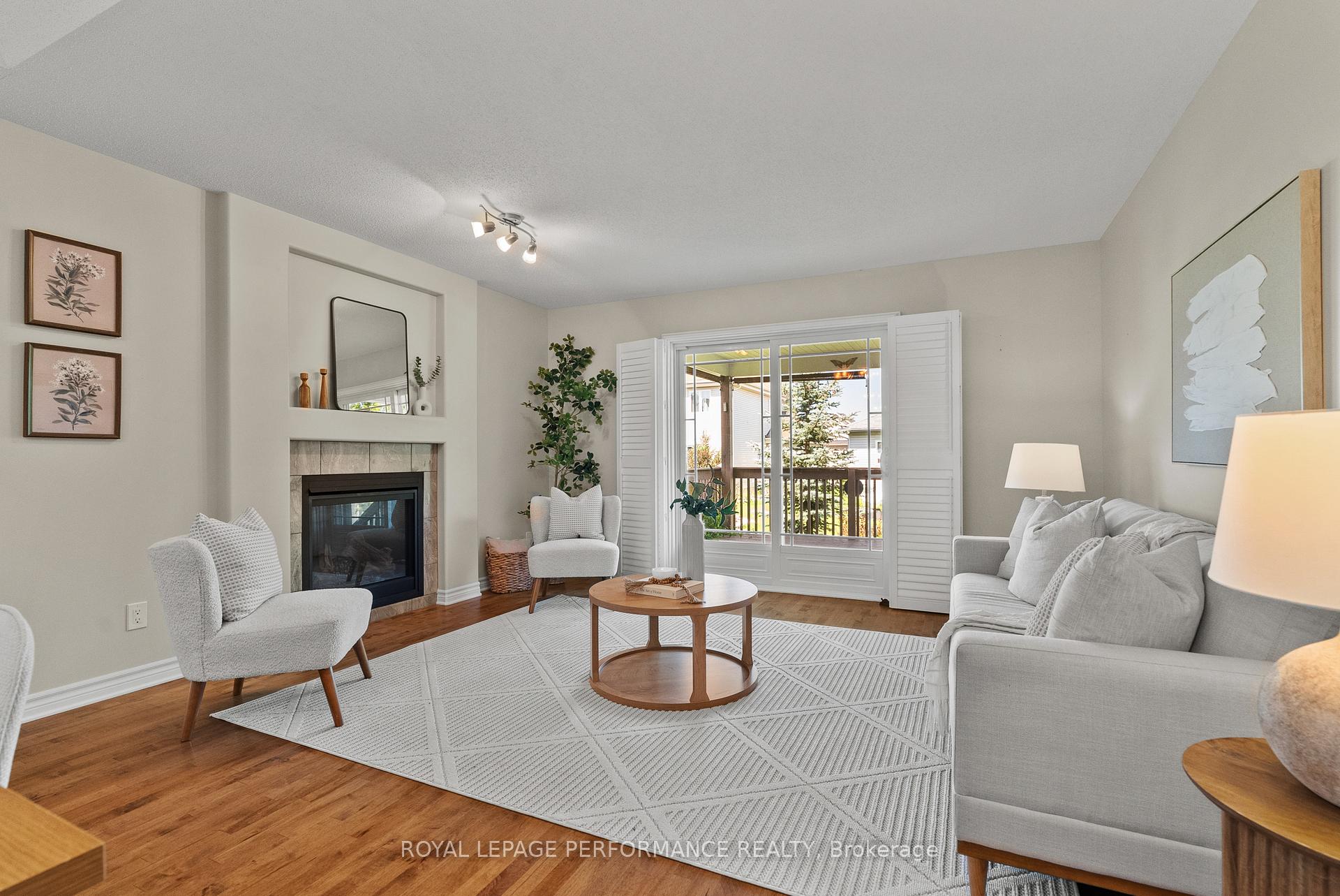 Photo 16 of 7 Abbey Crescent, Russell, Village of Russell — HOMEH