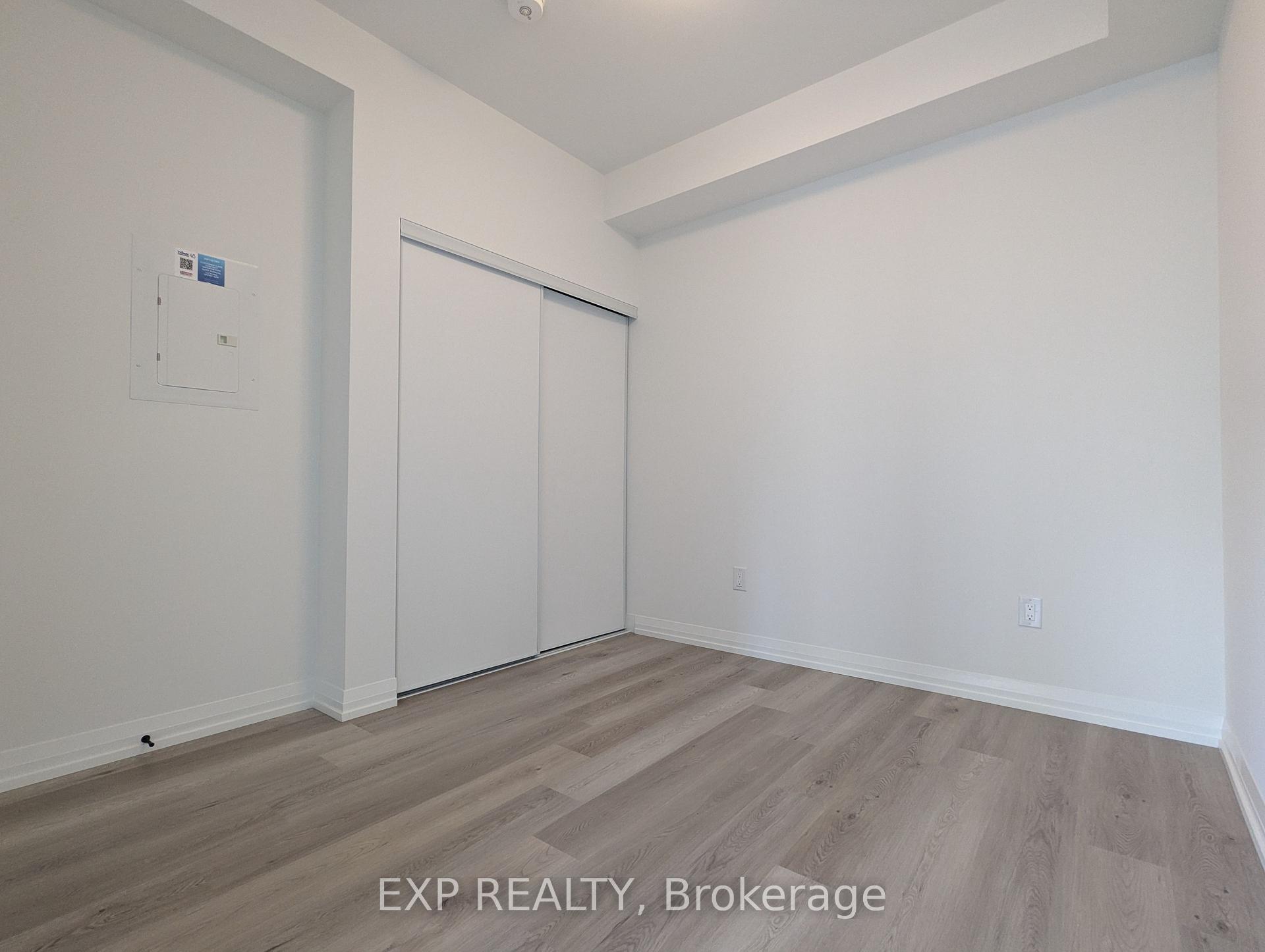 Photo 8 of Unit 814, 280 Dundas Street W, Toronto, Kensington-Chinatown — HOMEH